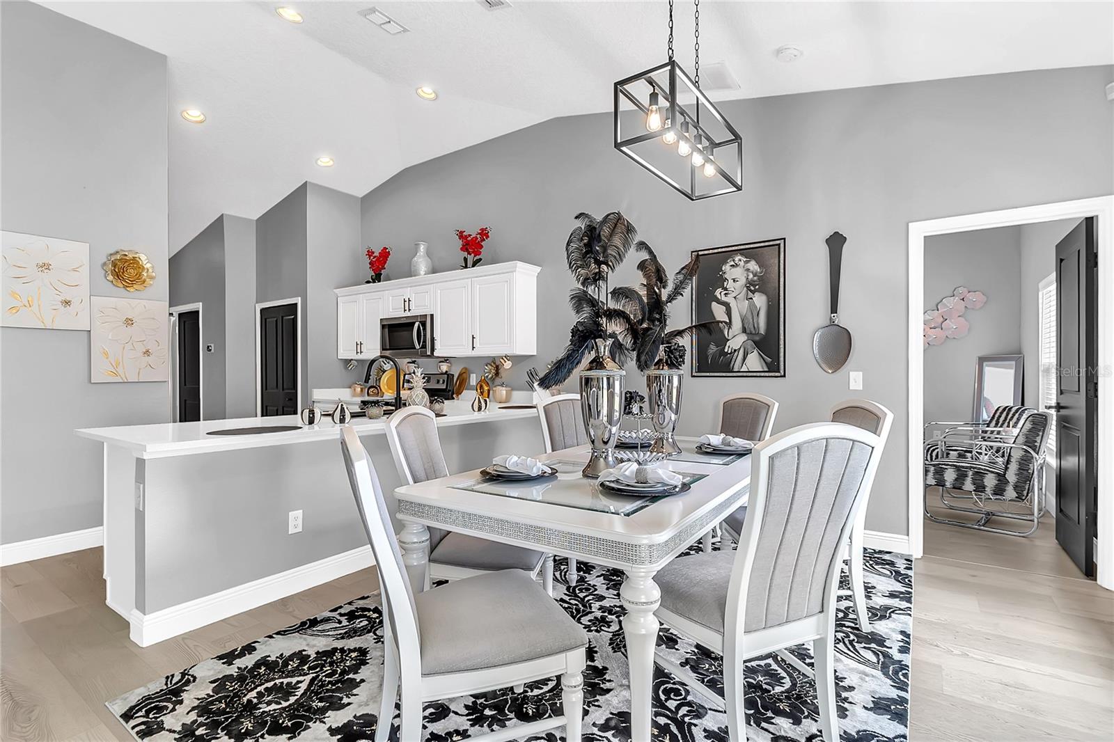 100 AURORA LN, KISSIMMEE, FL, 34758