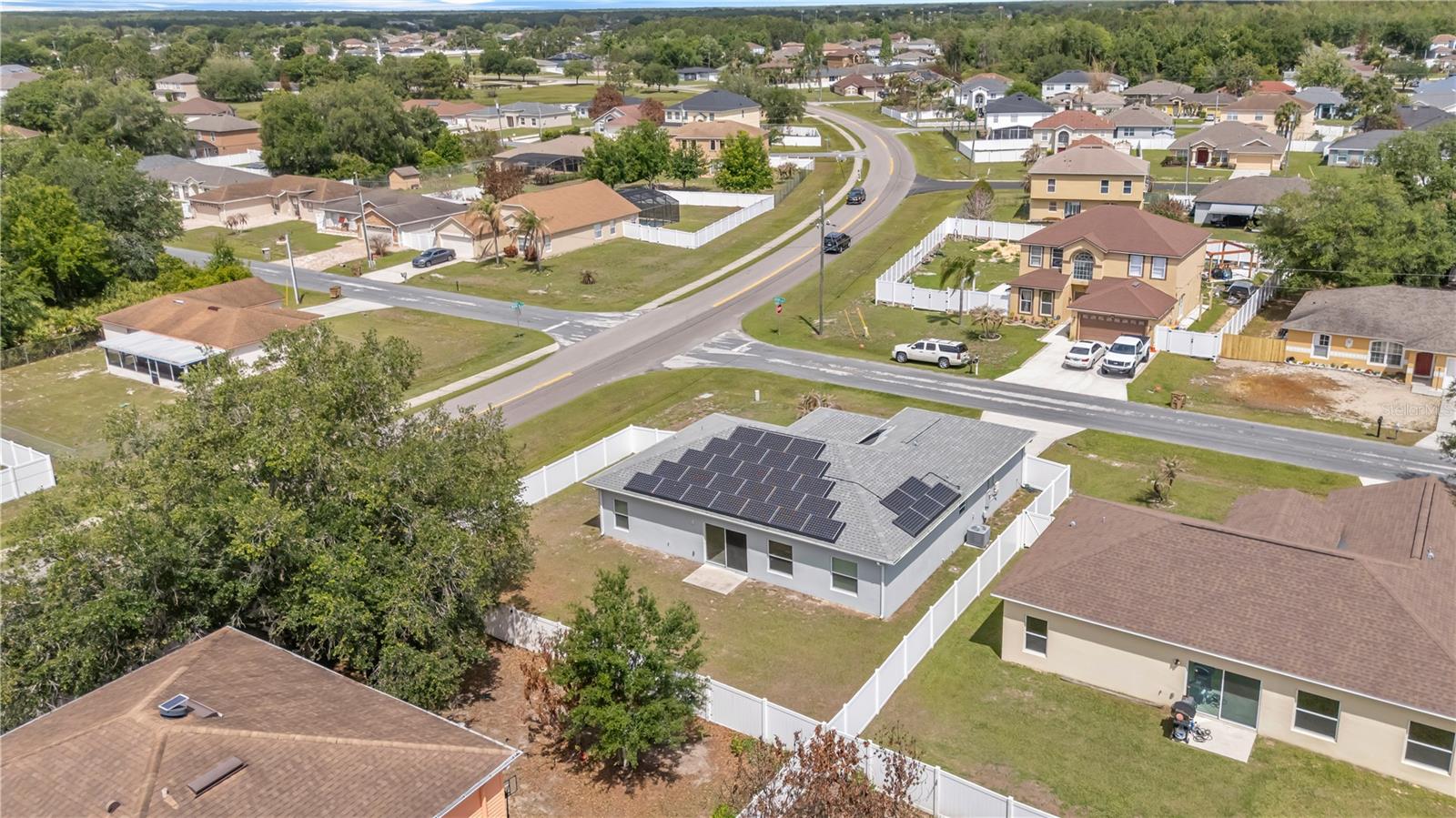 100 AURORA LN, KISSIMMEE, FL, 34758