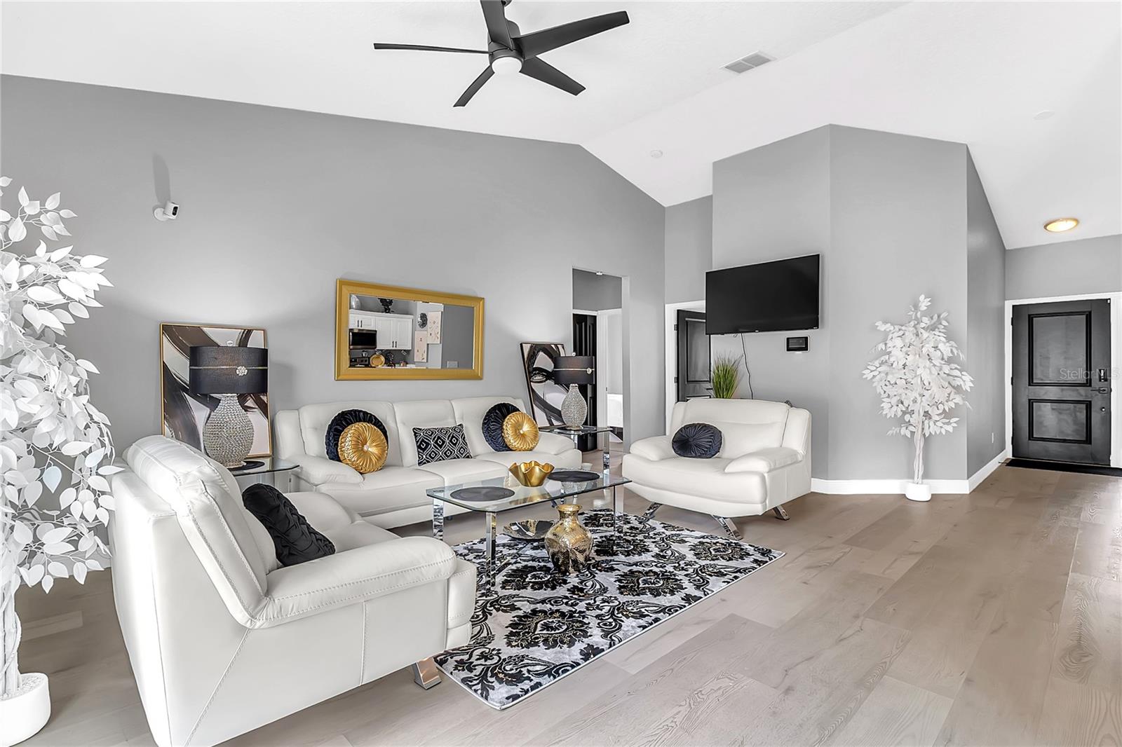 100 AURORA LN, KISSIMMEE, FL, 34758