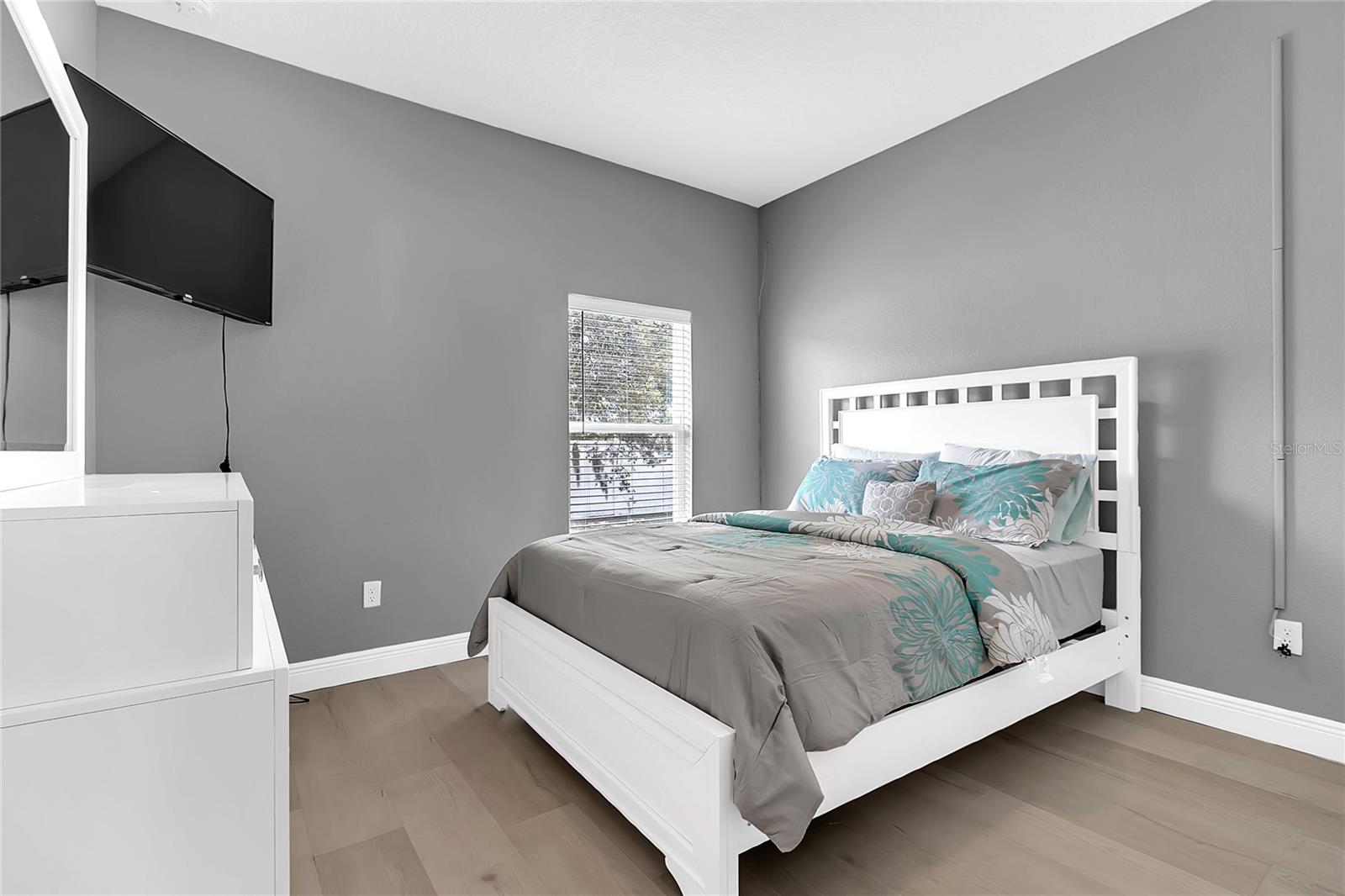 100 AURORA LN, KISSIMMEE, FL, 34758