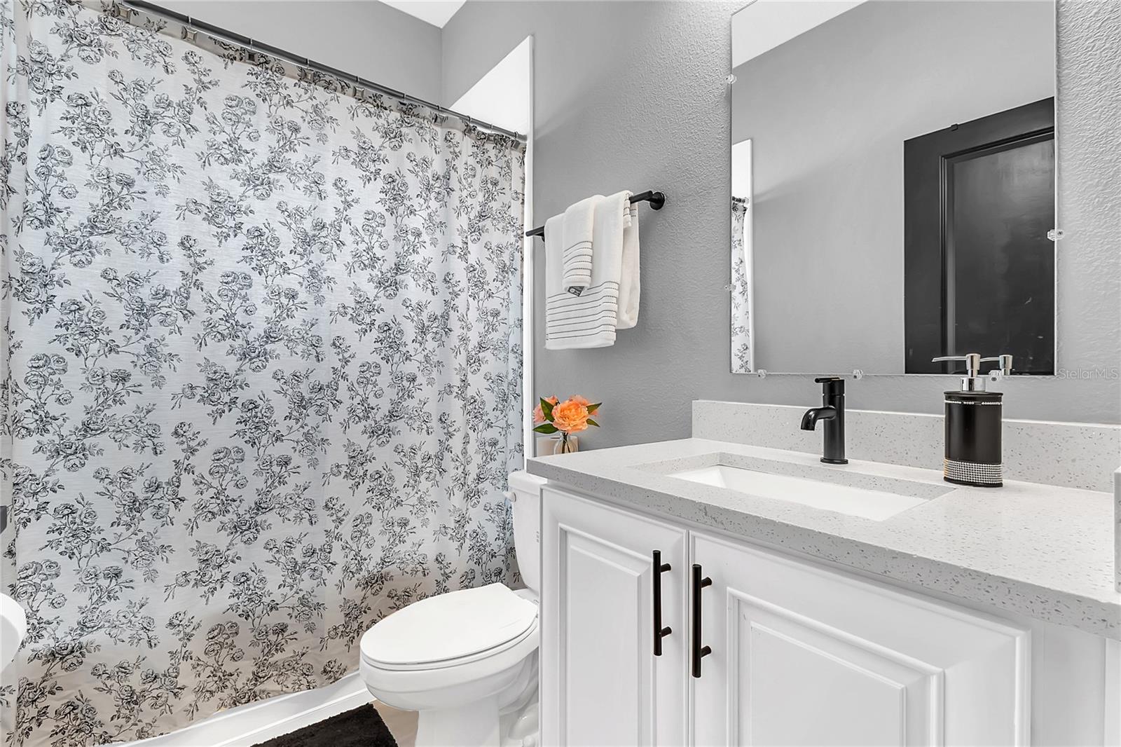 100 AURORA LN, KISSIMMEE, FL, 34758