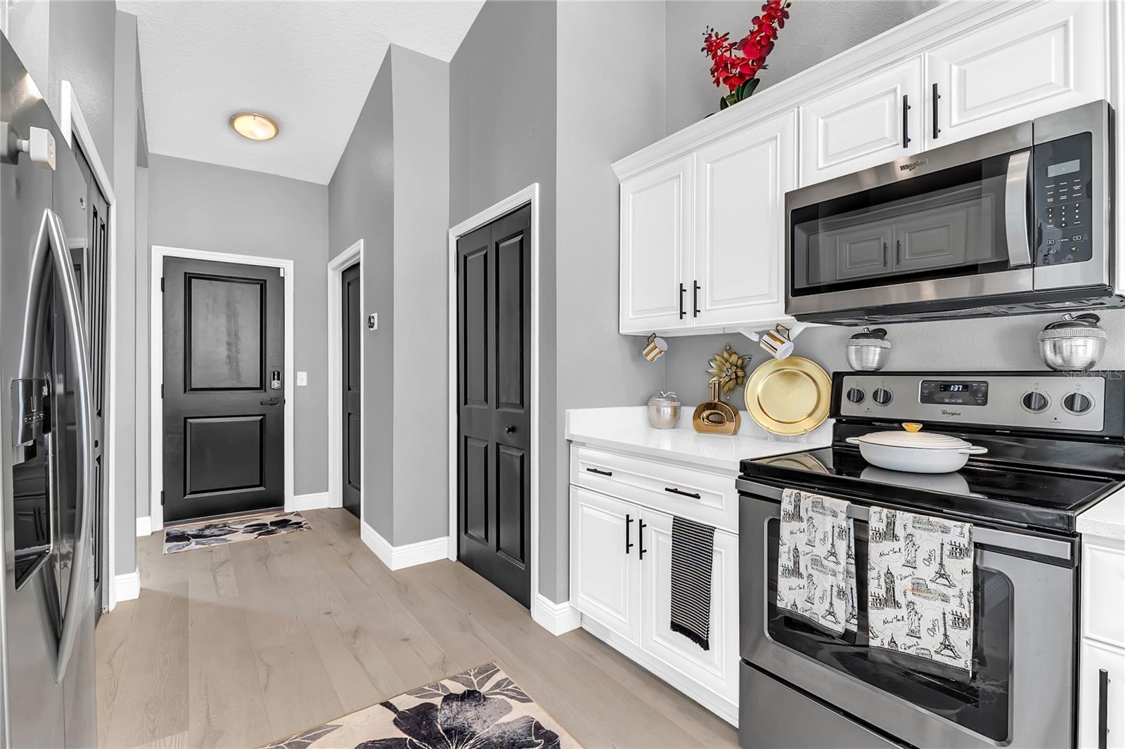 100 AURORA LN, KISSIMMEE, FL, 34758