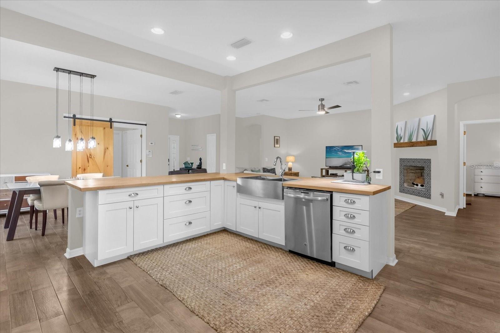 WOODBRIDGE ON GREEN, WINTER GARDEN, FL, 34787