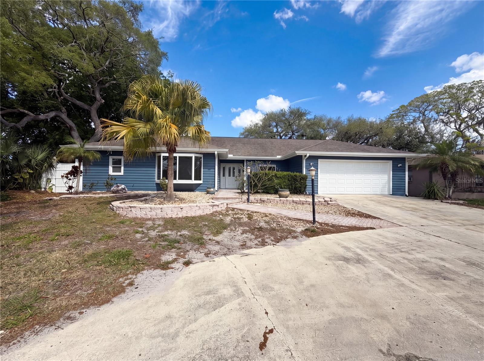 5609 EXECUTIVE DR, NEW PORT RICHEY, FL, 34652