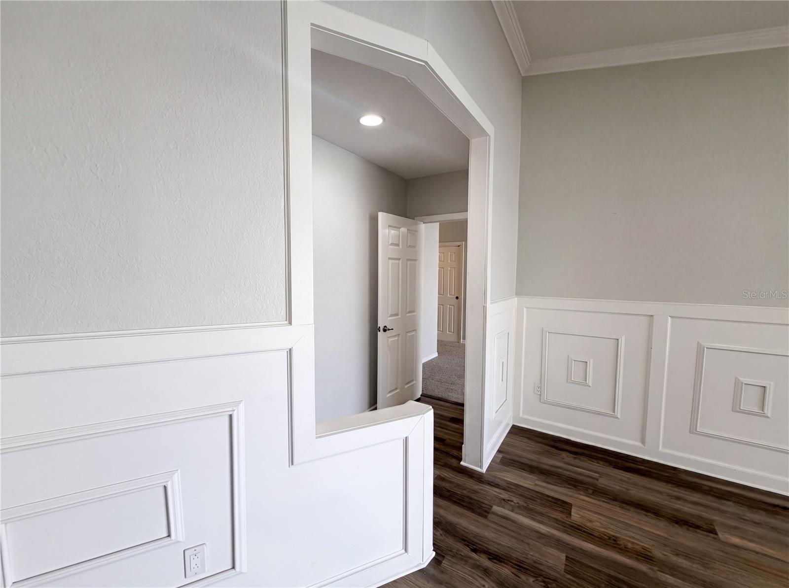 5609 EXECUTIVE DR, NEW PORT RICHEY, FL, 34652