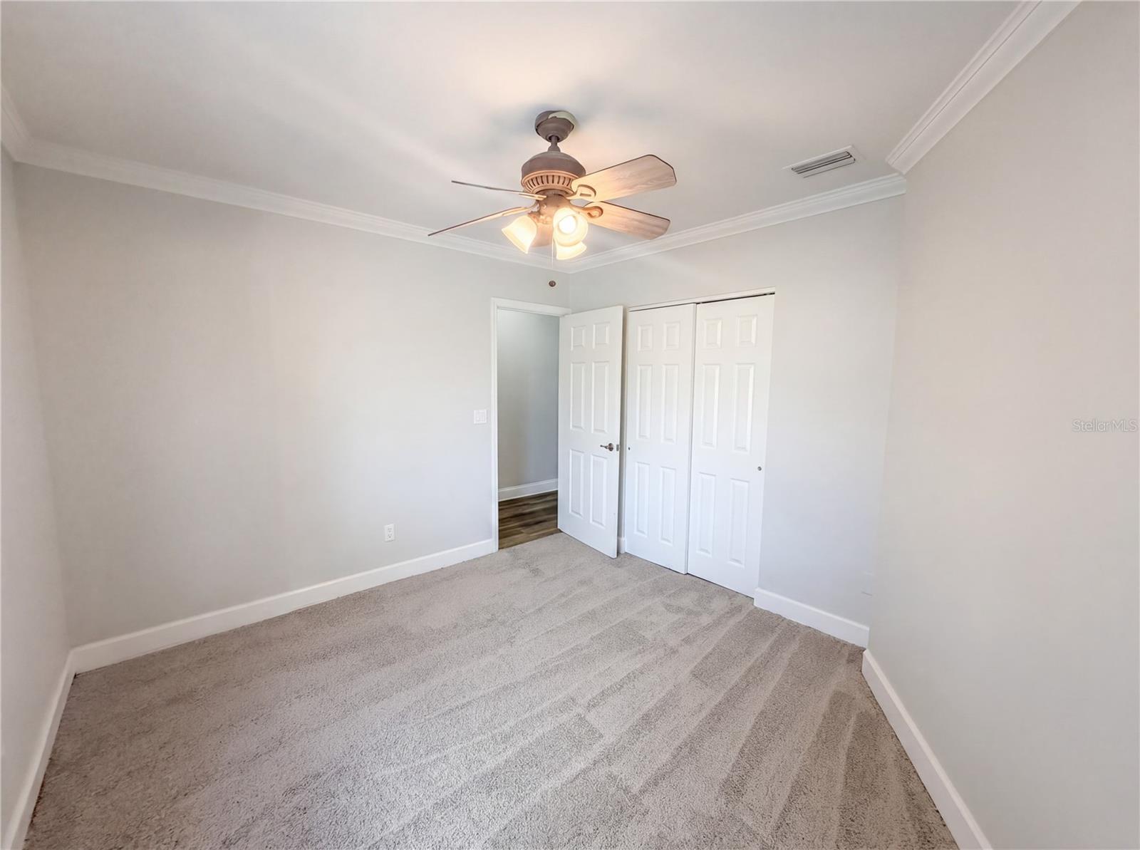 5609 EXECUTIVE DR, NEW PORT RICHEY, FL, 34652