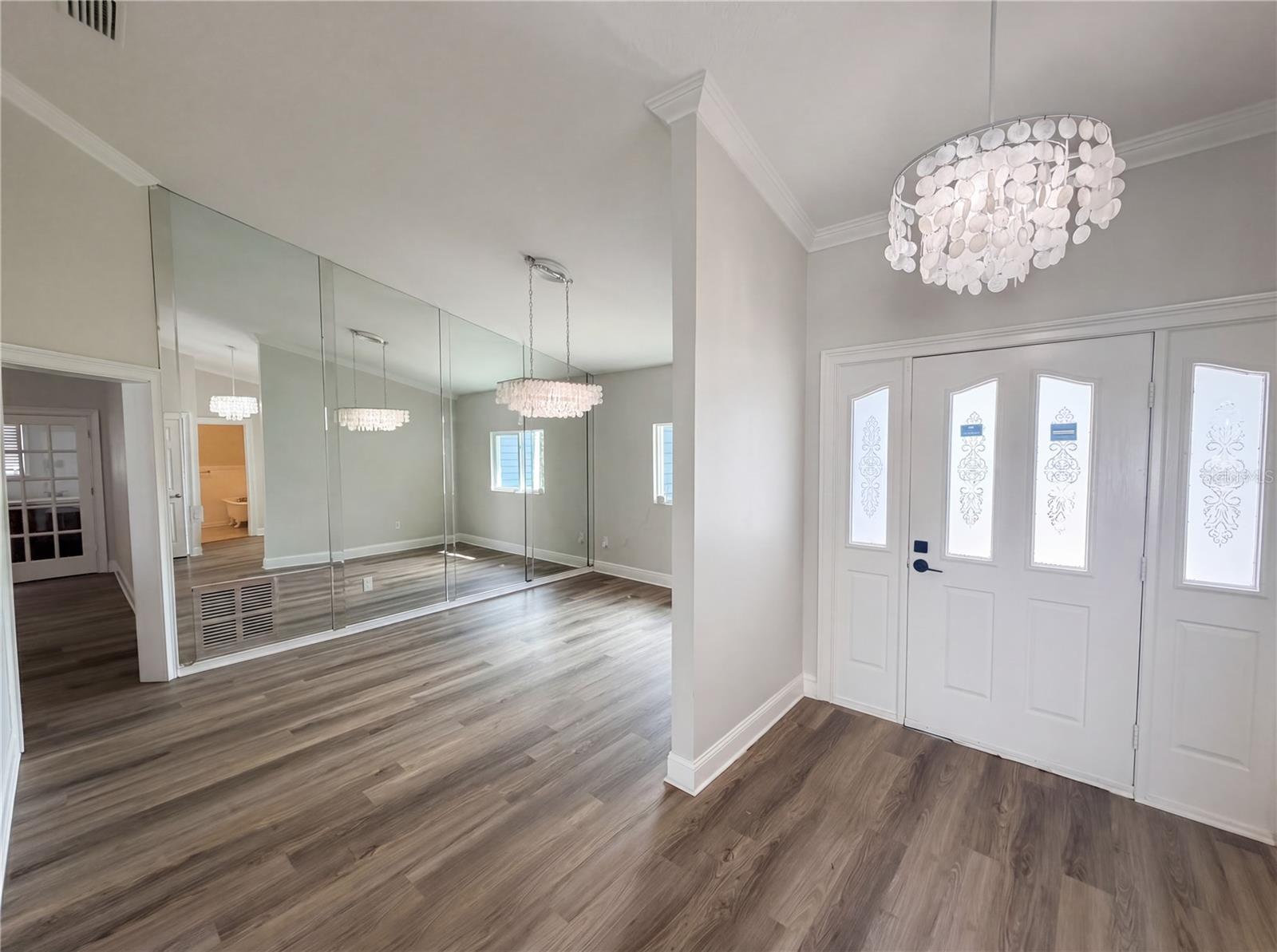 5609 EXECUTIVE DR, NEW PORT RICHEY, FL, 34652