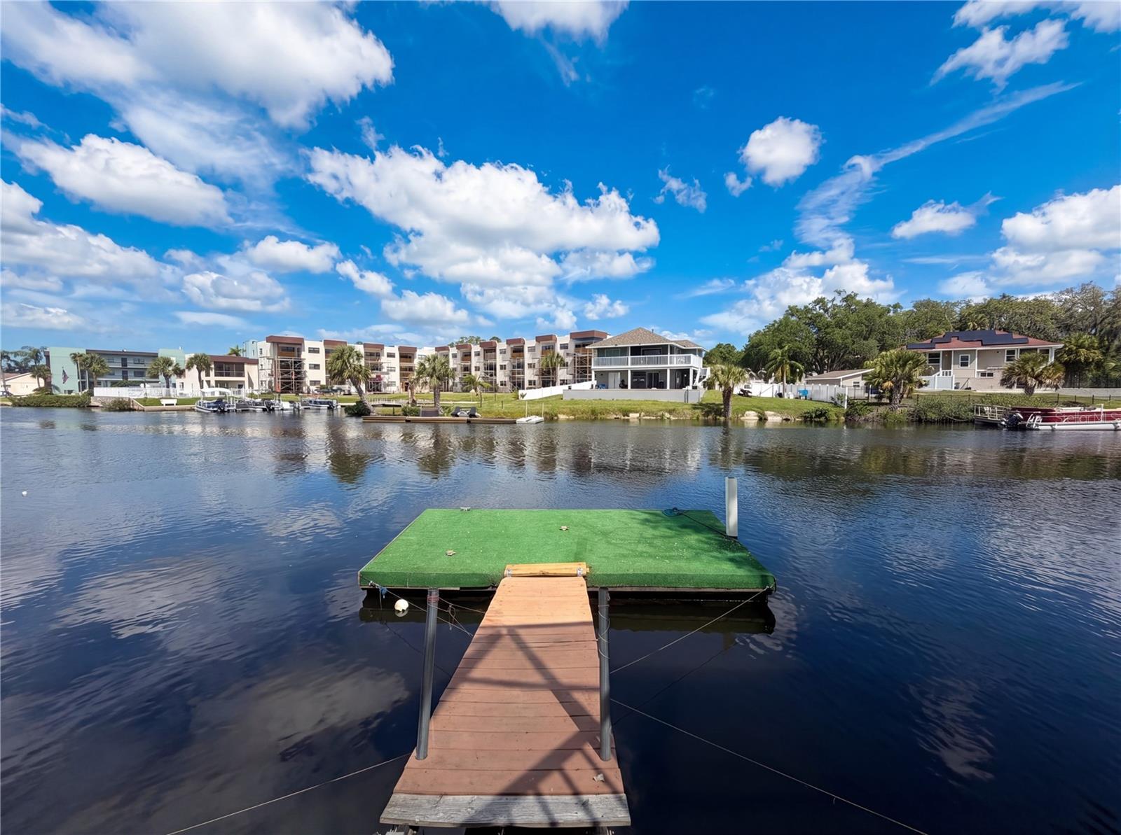 5609 EXECUTIVE DR, NEW PORT RICHEY, FL, 34652