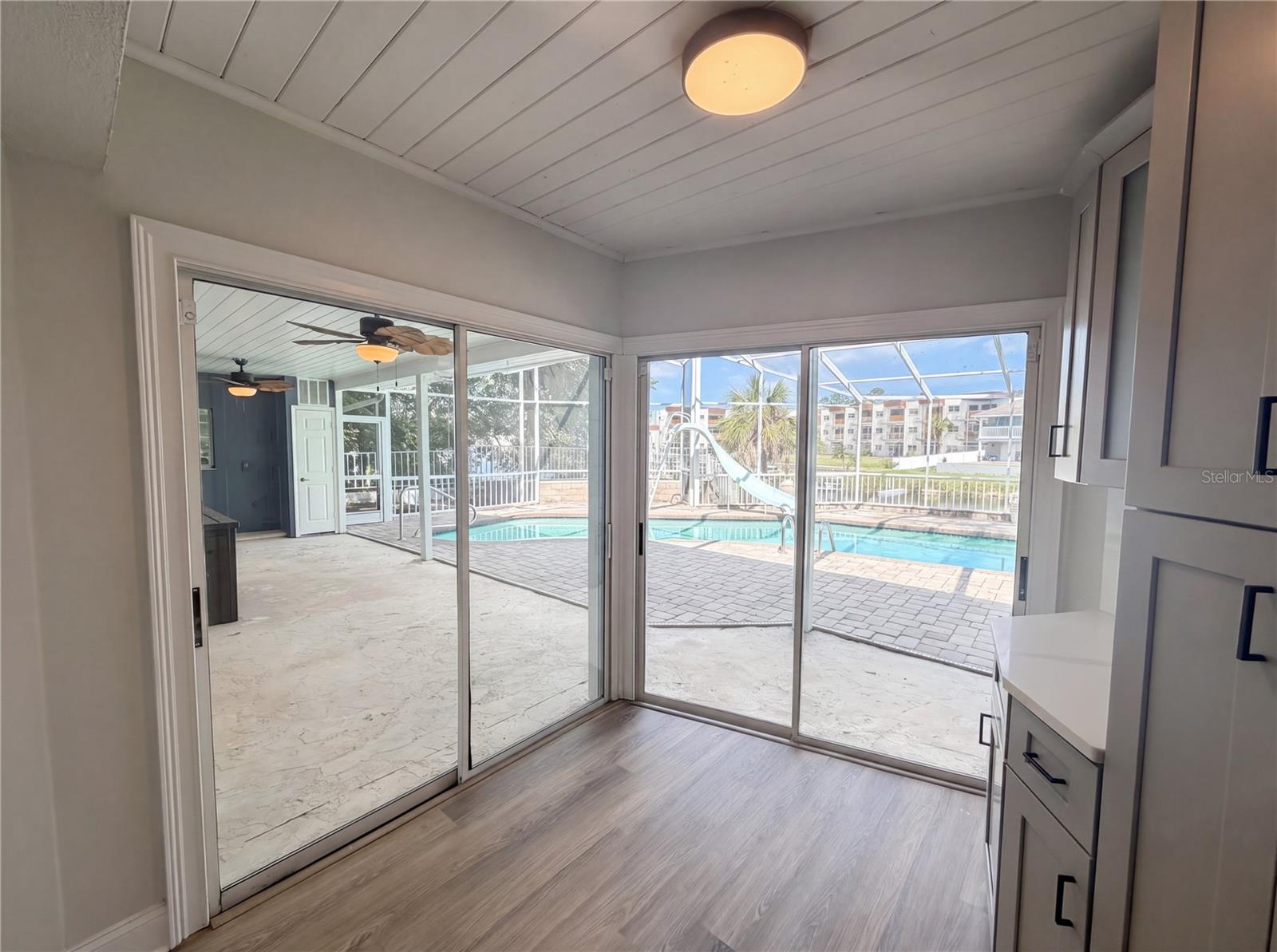 5609 EXECUTIVE DR, NEW PORT RICHEY, FL, 34652