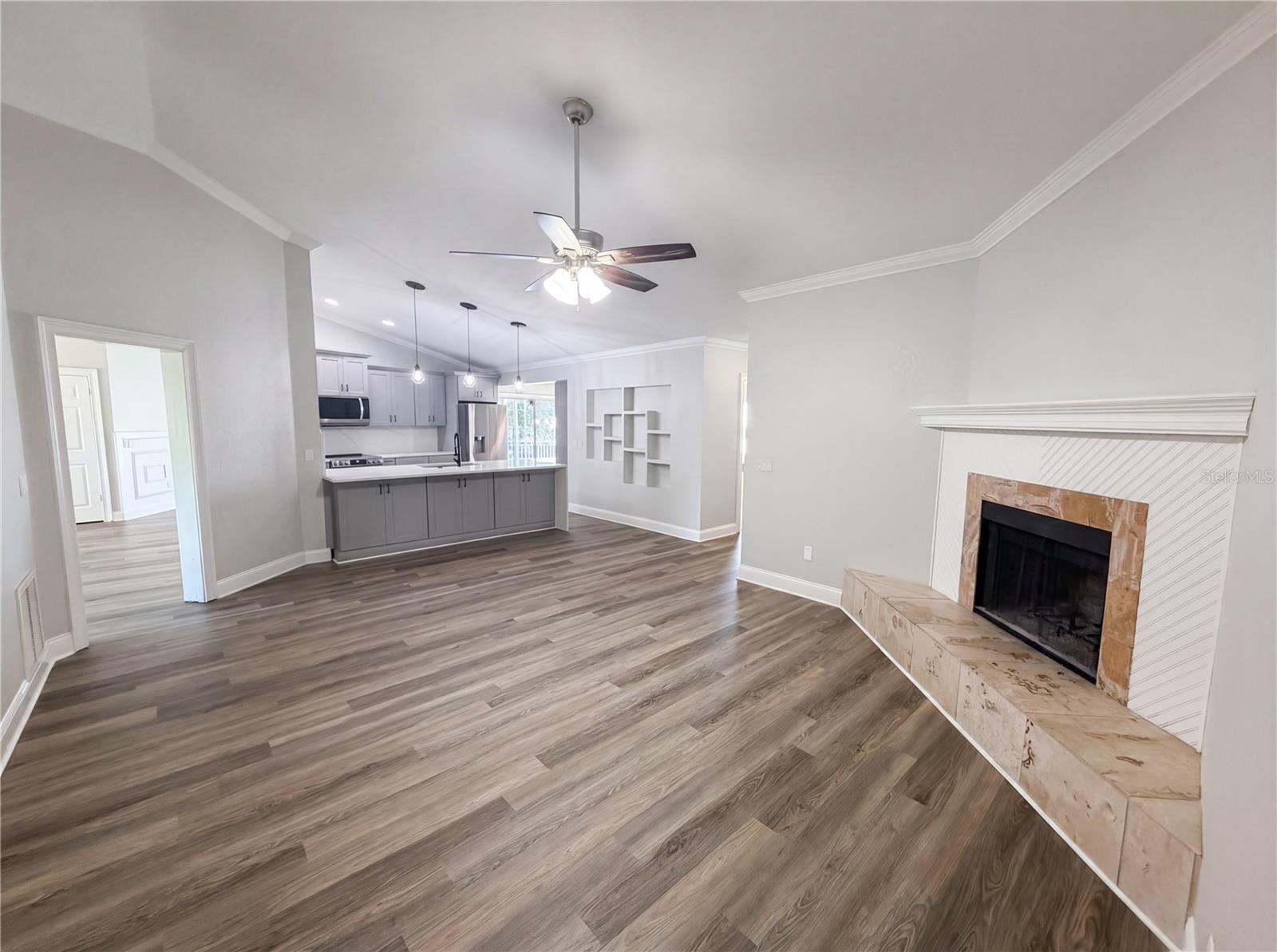 5609 EXECUTIVE DR, NEW PORT RICHEY, FL, 34652