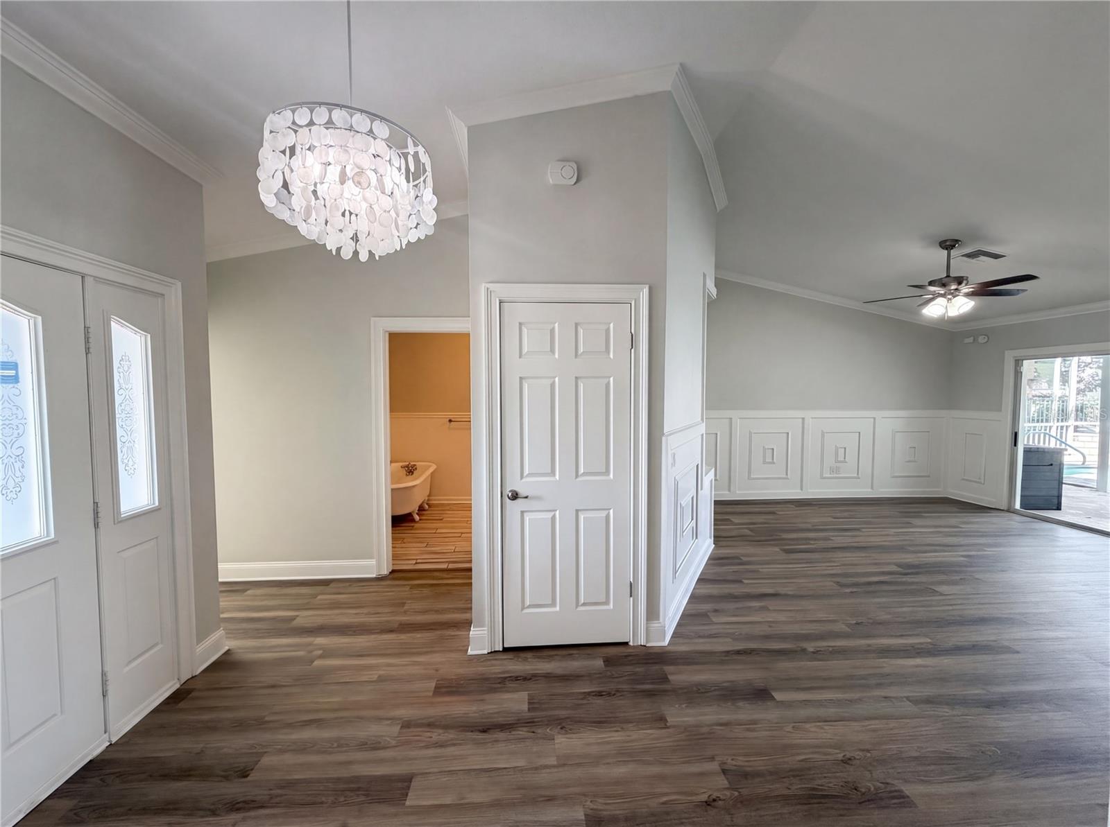 5609 EXECUTIVE DR, NEW PORT RICHEY, FL, 34652