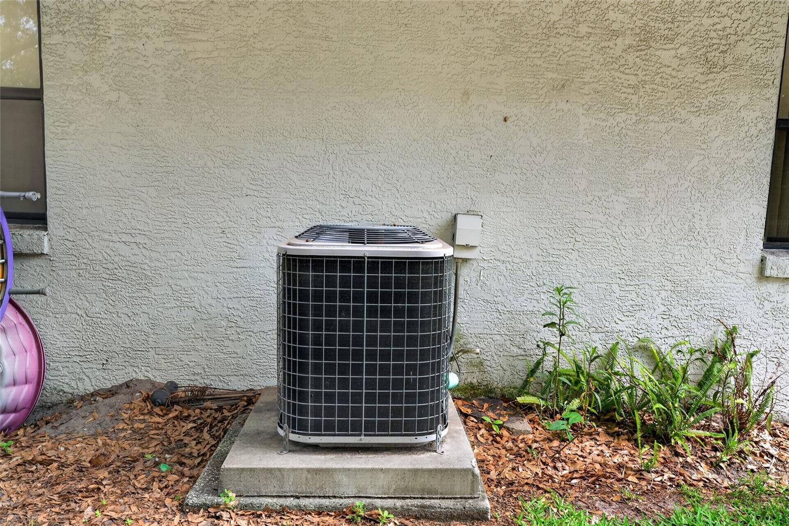 1140 DOSSEYWOOD LN, LAKELAND, FL, 33811