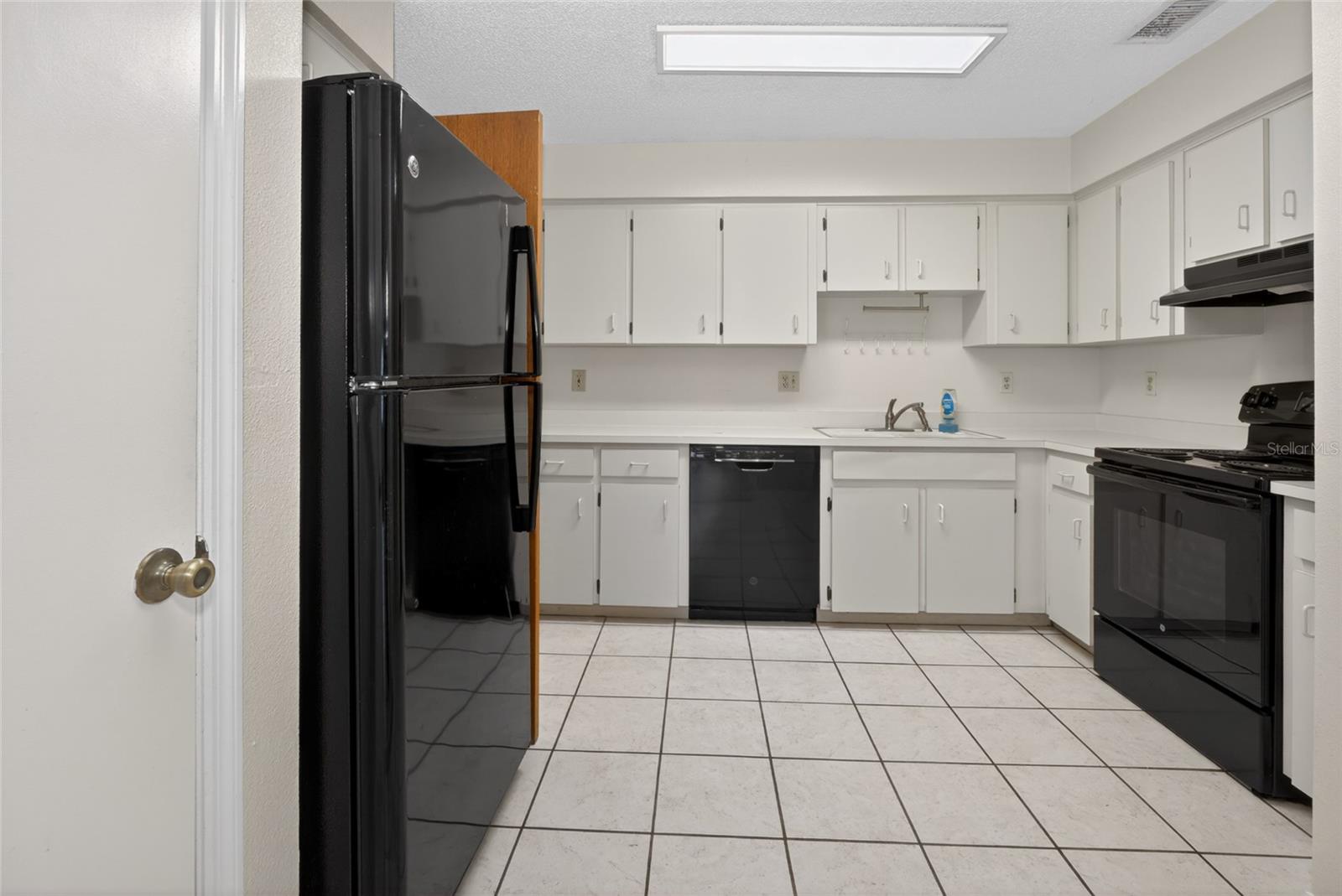 1140 DOSSEYWOOD LN, LAKELAND, FL, 33811