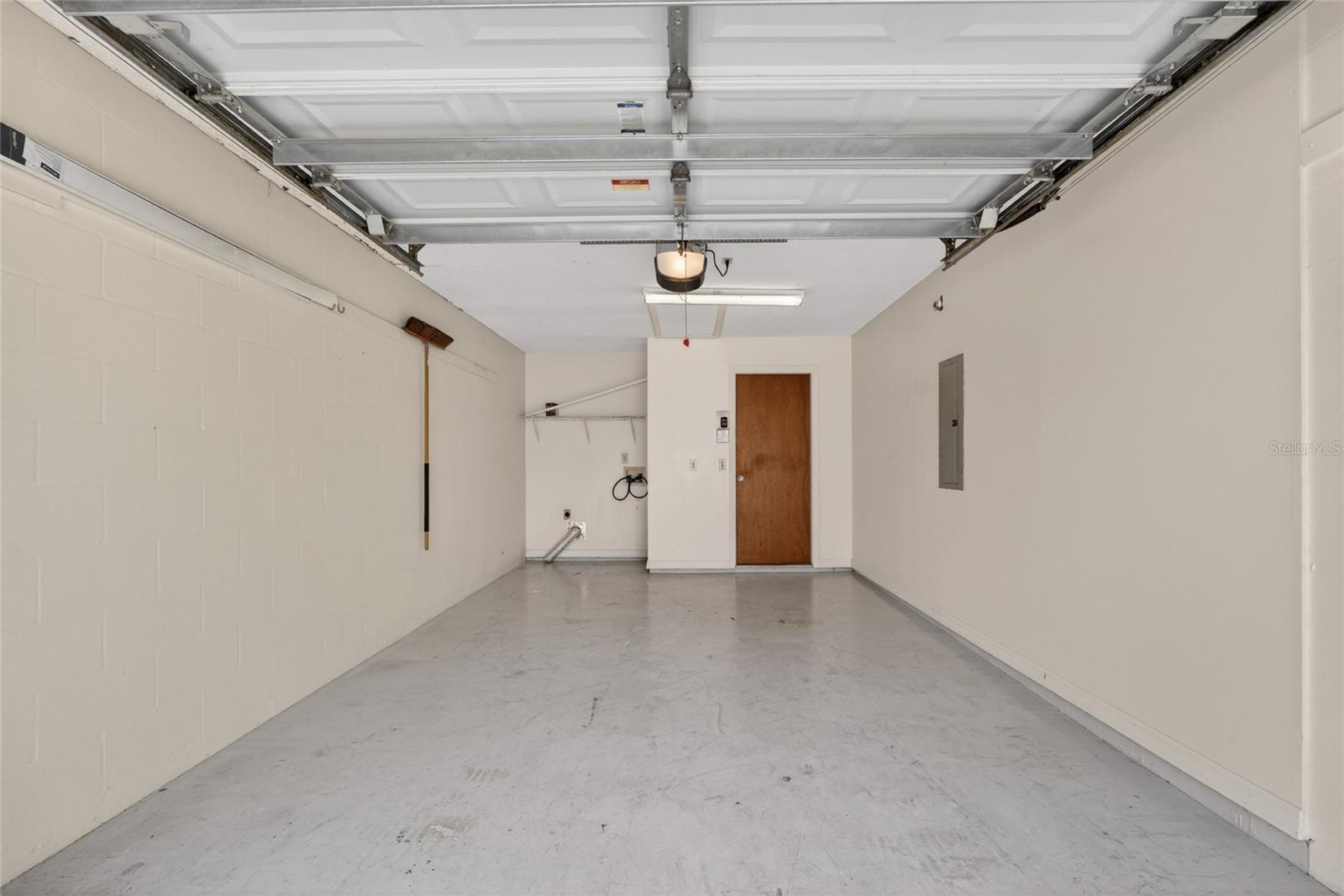 1140 DOSSEYWOOD LN, LAKELAND, FL, 33811