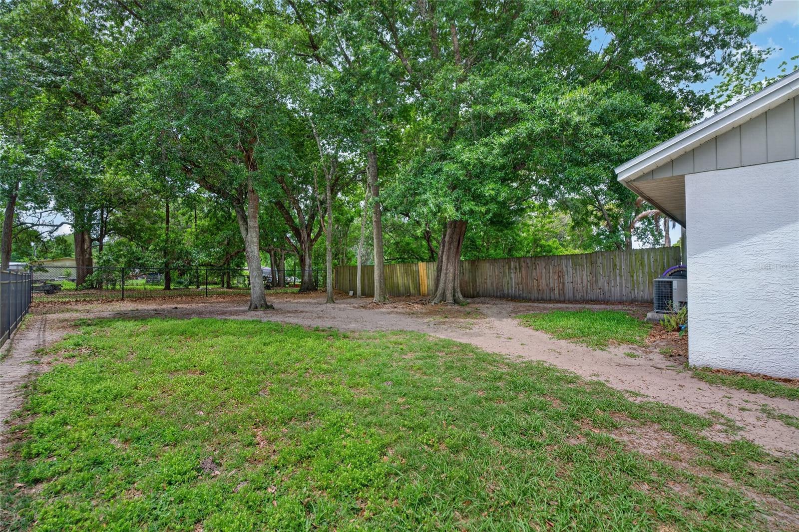 1140 DOSSEYWOOD LN, LAKELAND, FL, 33811