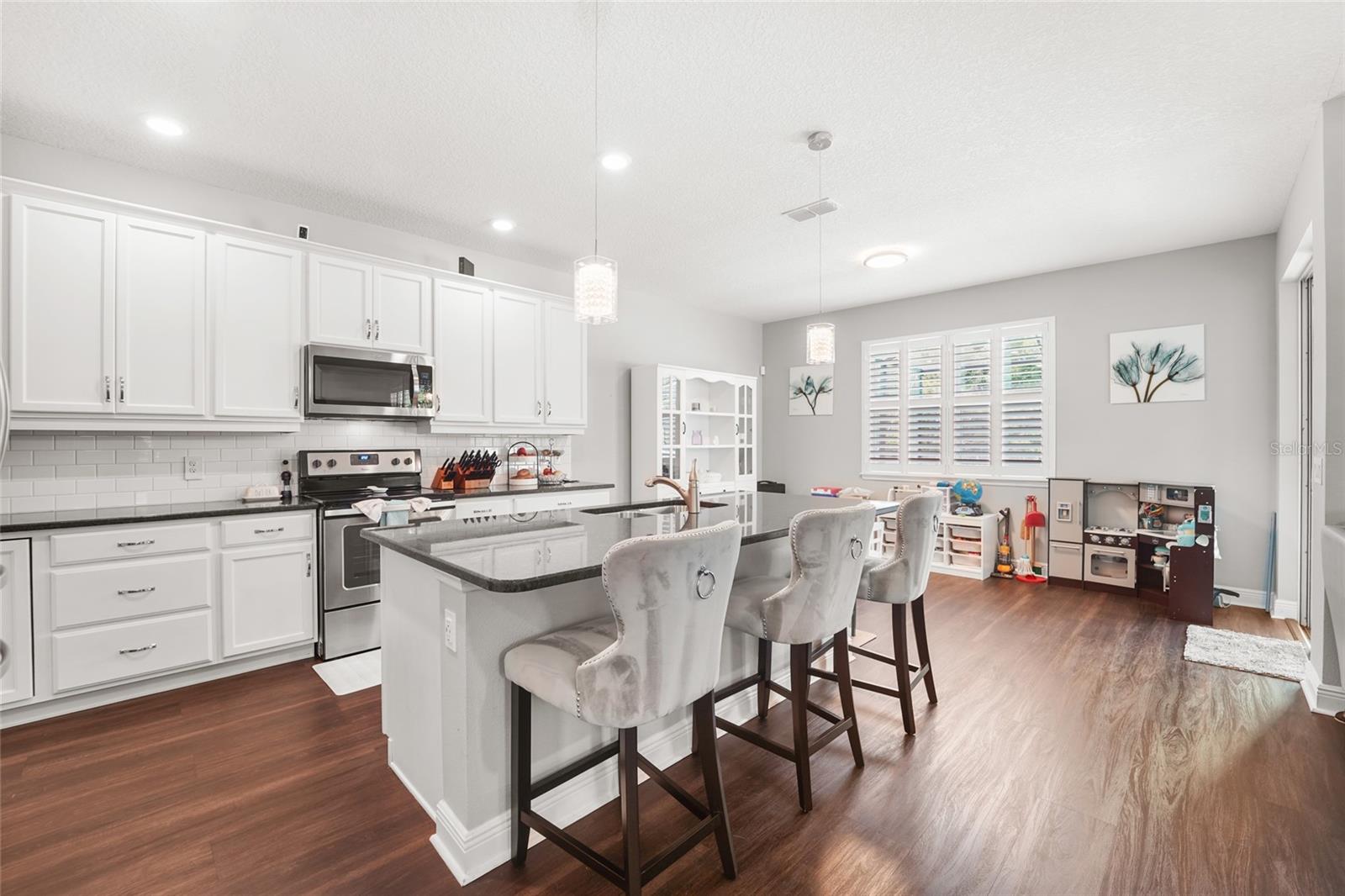 5880 MARMALADE LN, SEMINOLE, FL, 33772