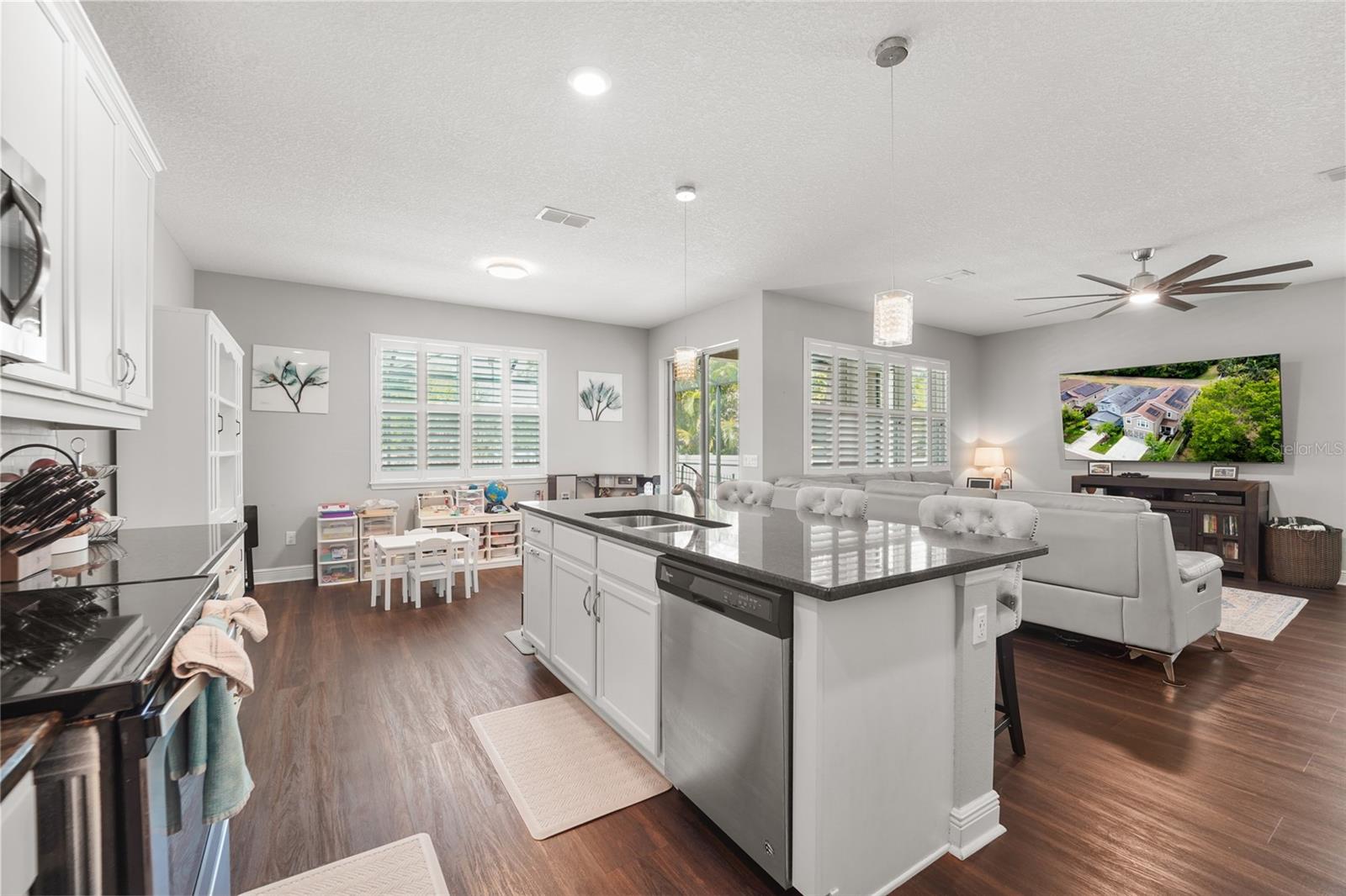 5880 MARMALADE LN, SEMINOLE, FL, 33772