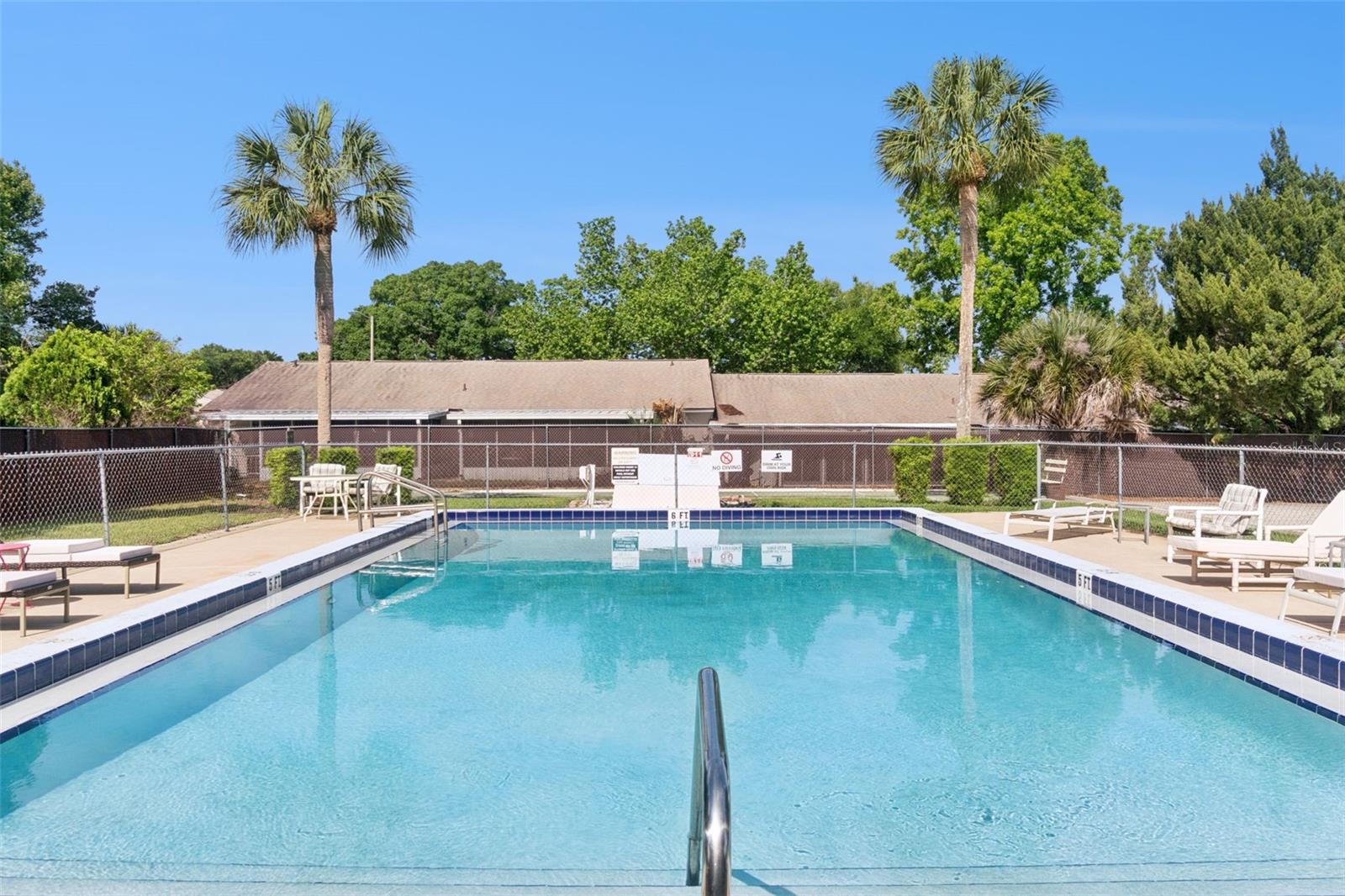 12418 ORANGEWOOD CIR, TAVARES, FL, 32778