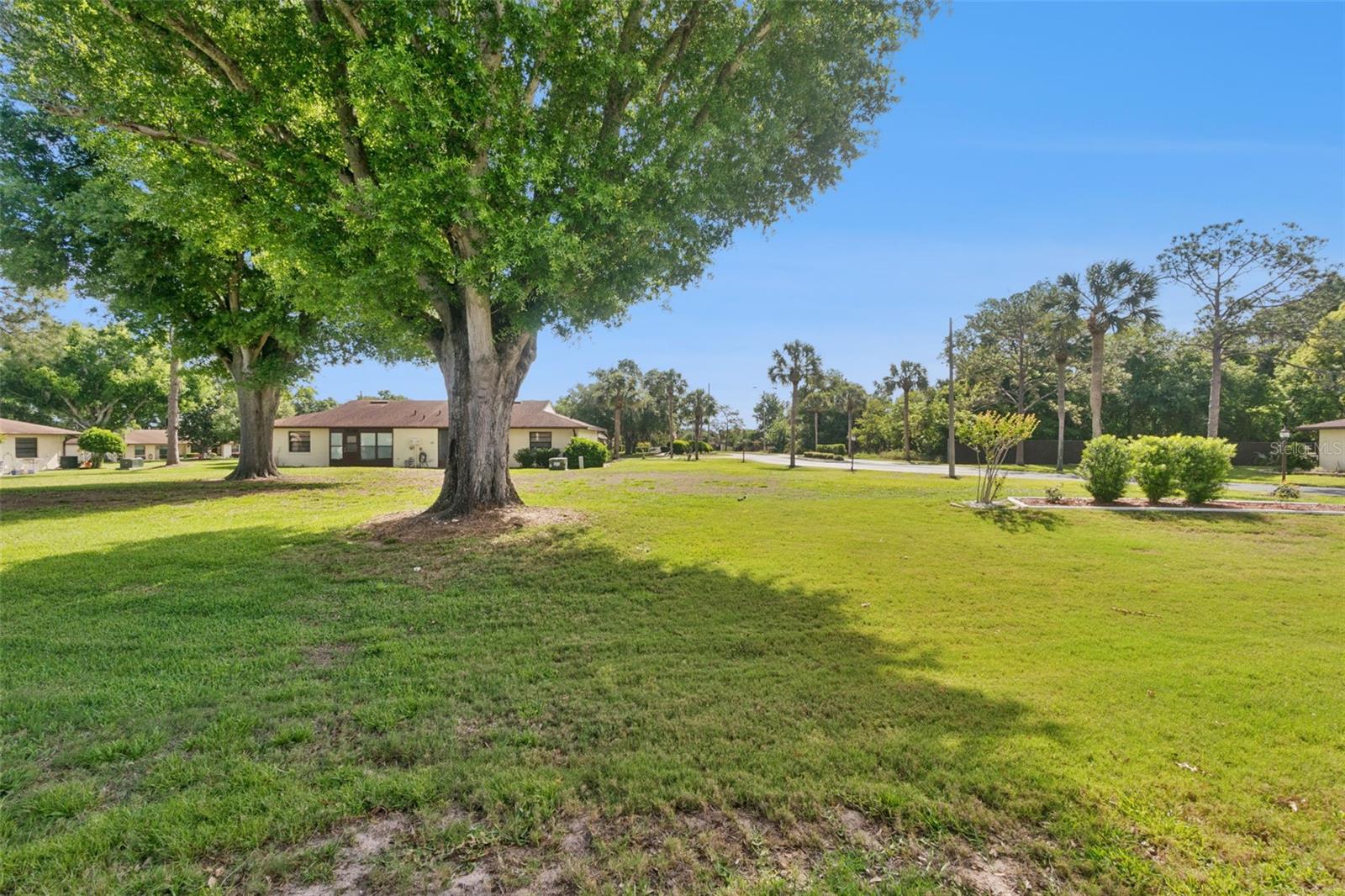 12418 ORANGEWOOD CIR, TAVARES, FL, 32778