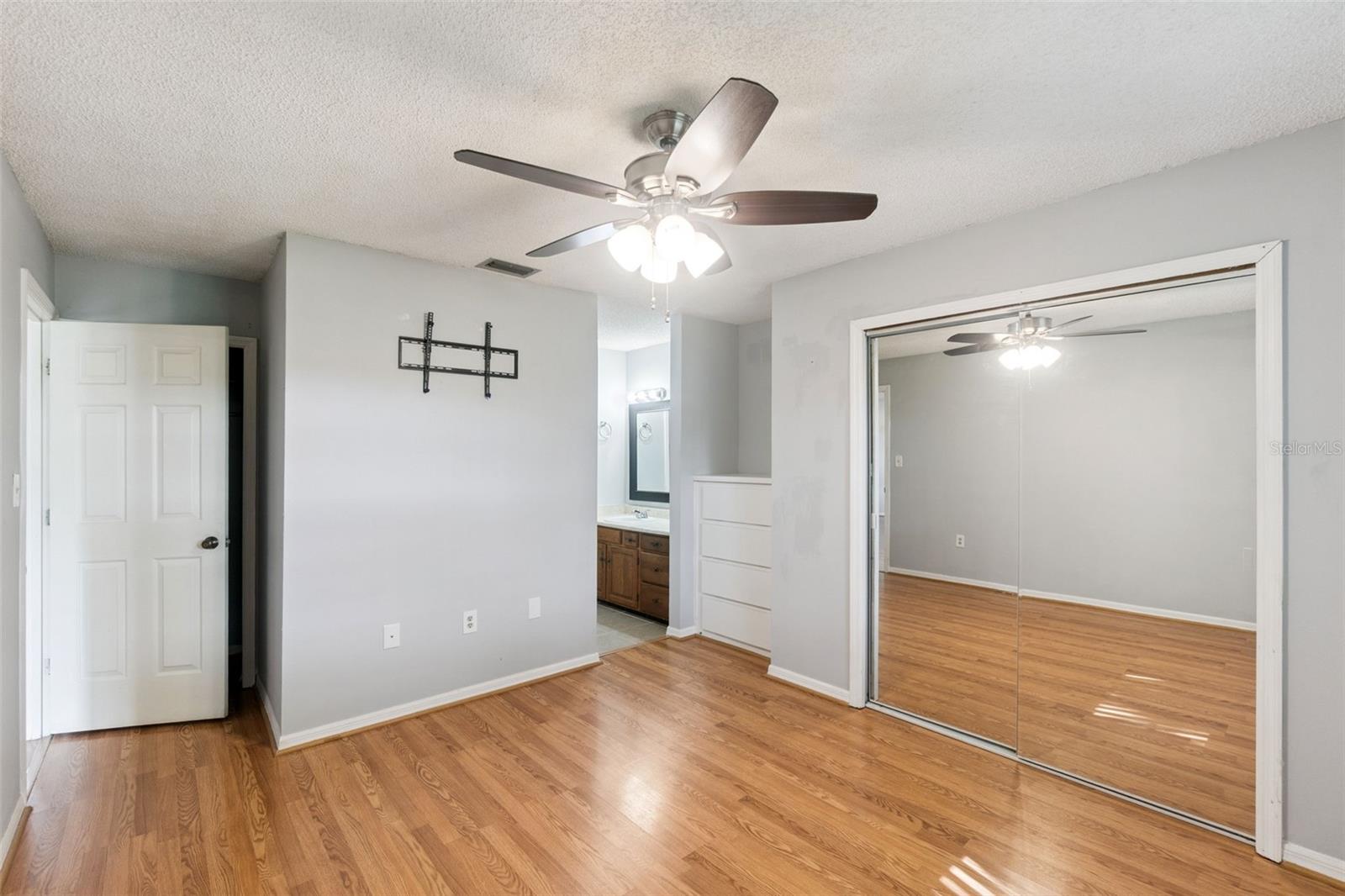 12418 ORANGEWOOD CIR, TAVARES, FL, 32778