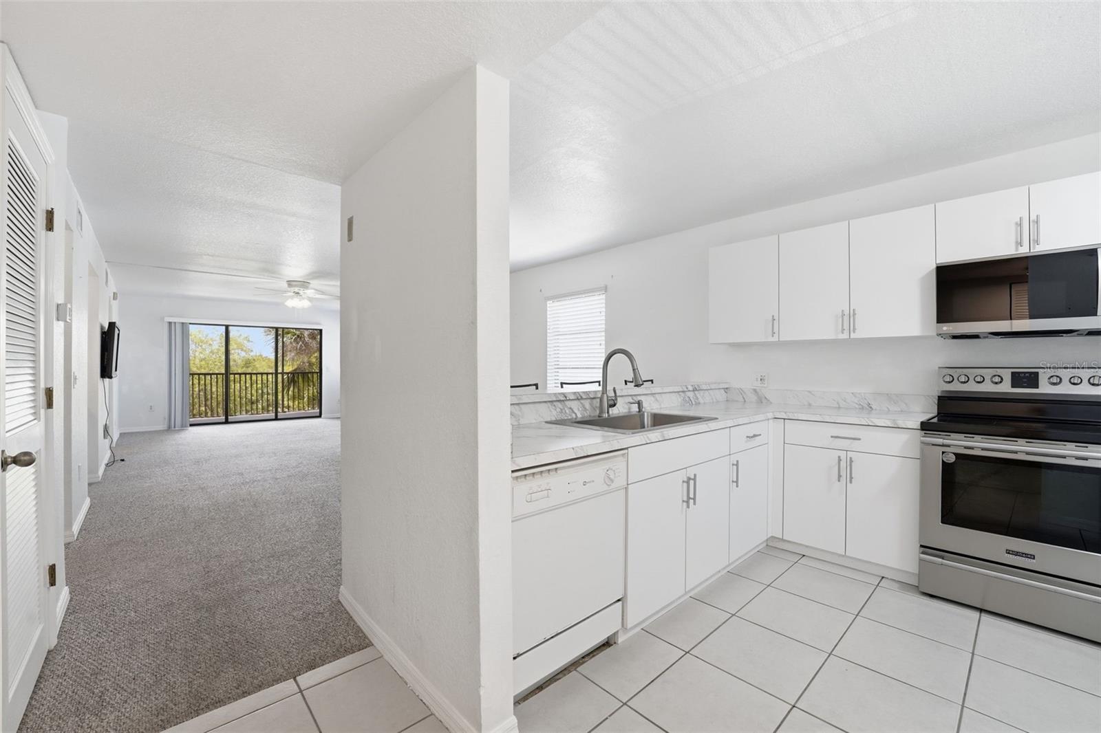 175 KINGS HWY #328, PUNTA GORDA, FL, 33983