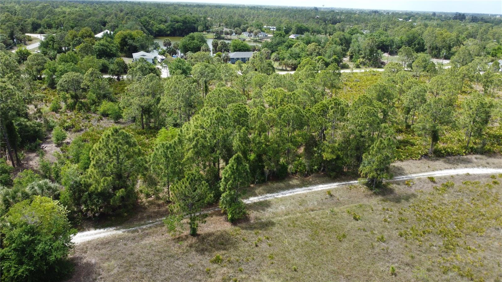 27276 DEL RIO DR, PUNTA GORDA, FL, 33955