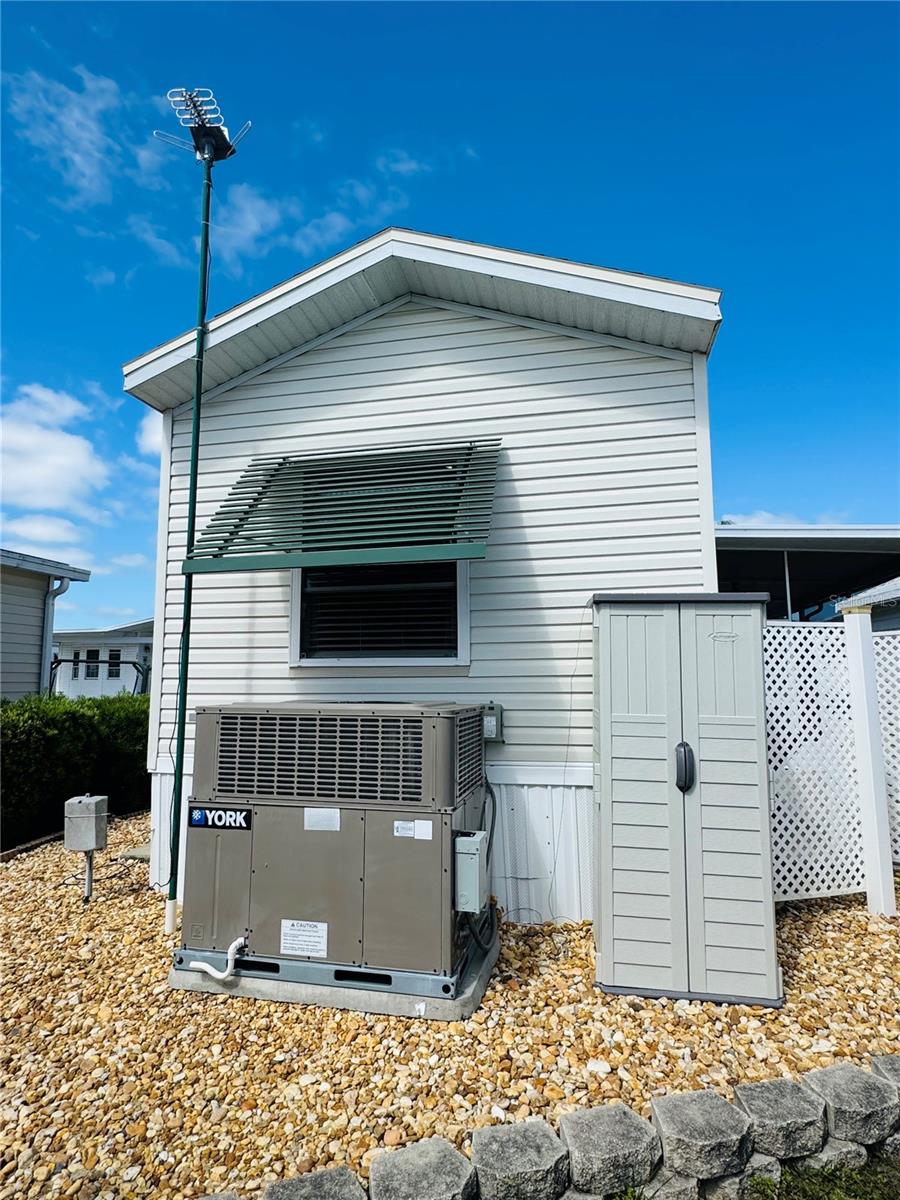 146 JACK NICKLAUS LN, DAVENPORT, FL, 33837