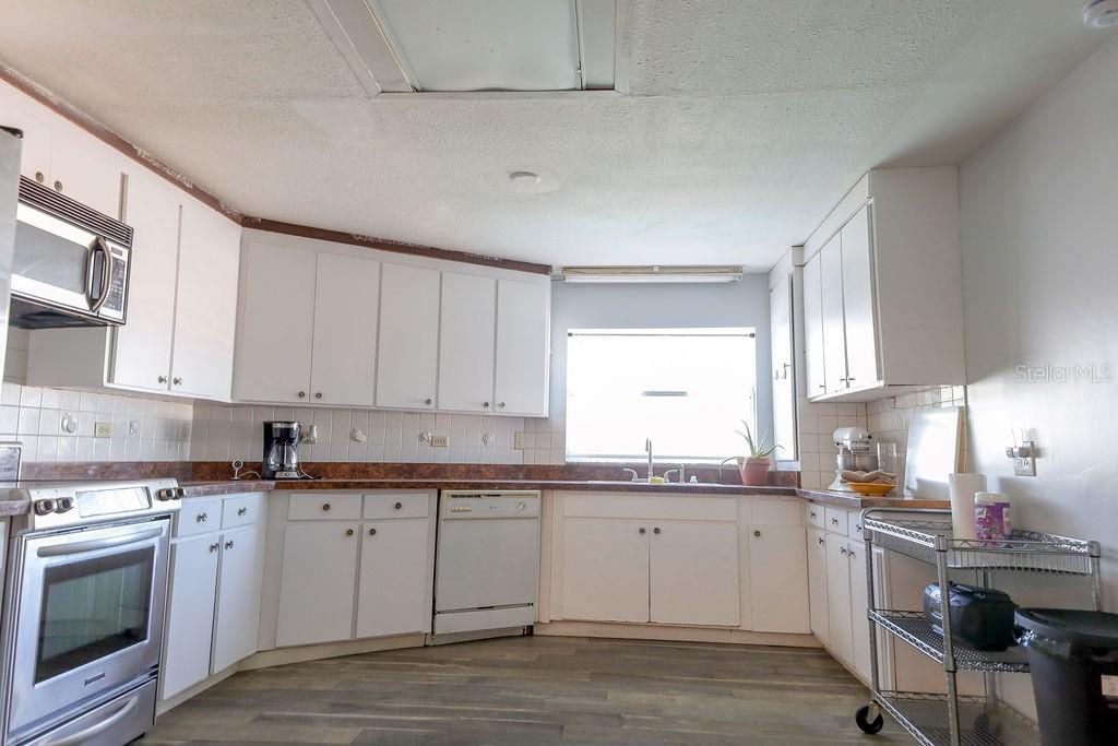 4734 RIDGE POINT DR, TAMPA, FL, 33624