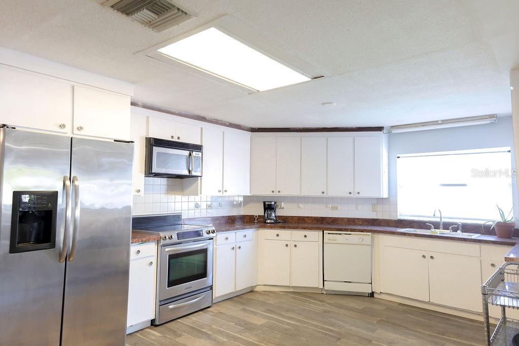 4734 RIDGE POINT DR, TAMPA, FL, 33624