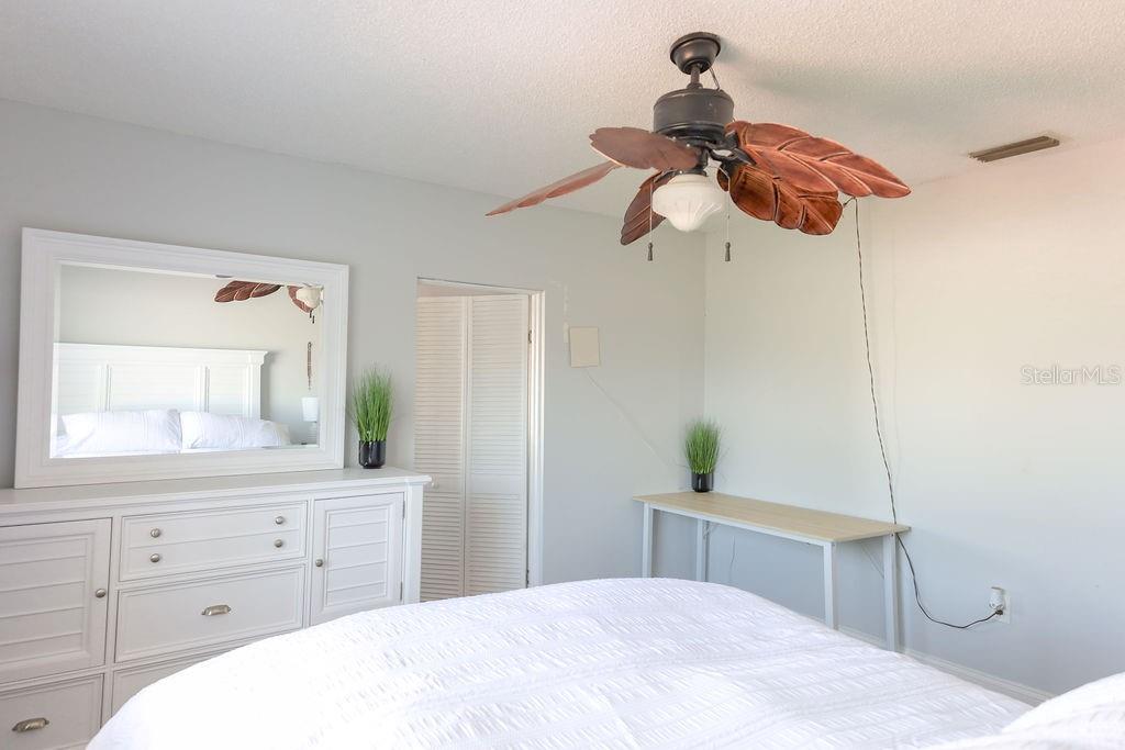 4734 RIDGE POINT DR, TAMPA, FL, 33624