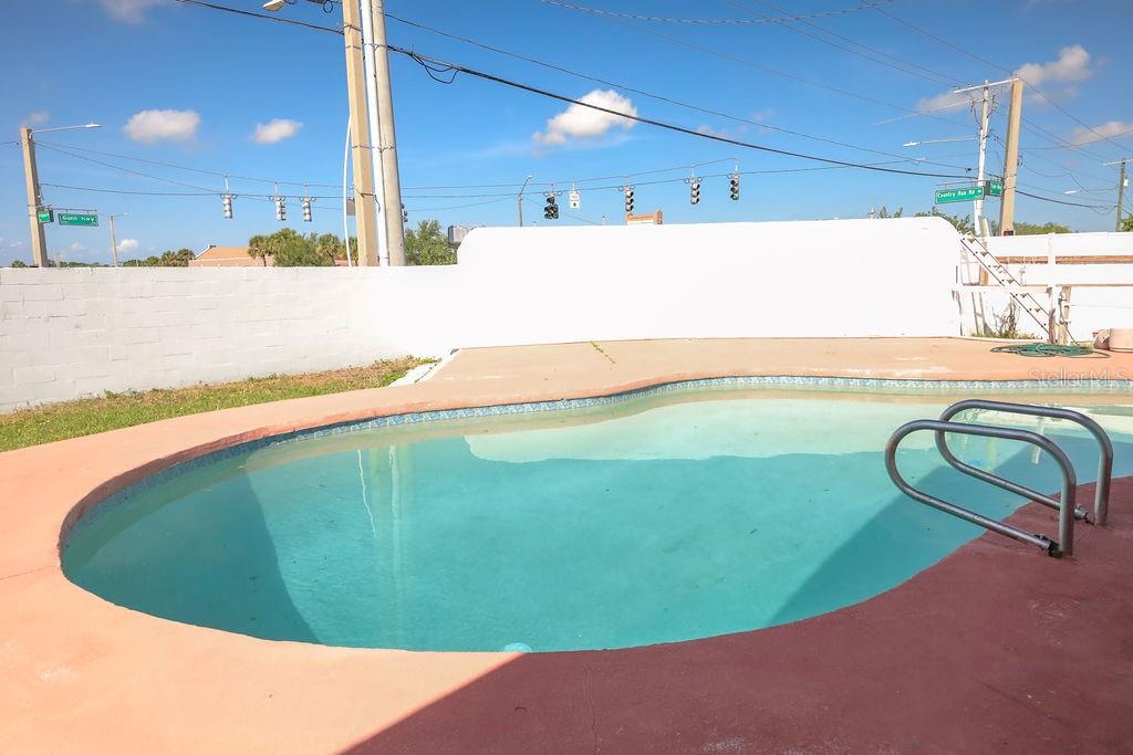 4734 RIDGE POINT DR, TAMPA, FL, 33624