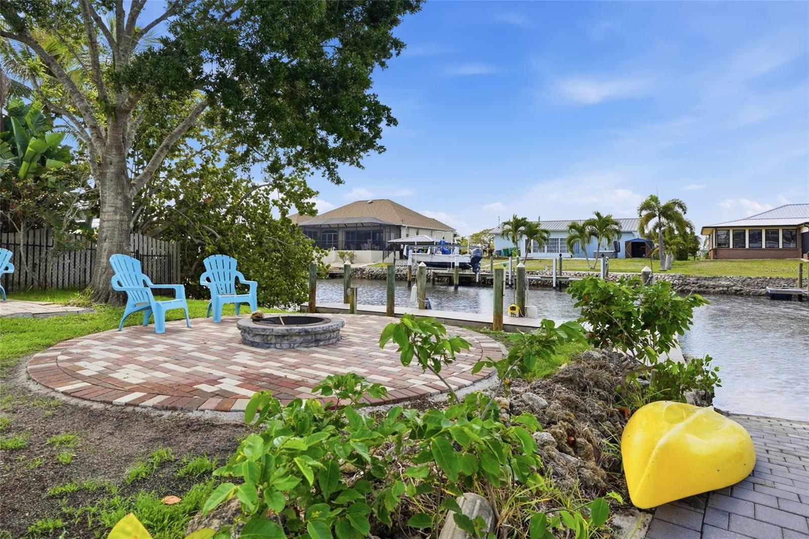 521 PEEPLES DR, PUNTA GORDA, FL, 33950