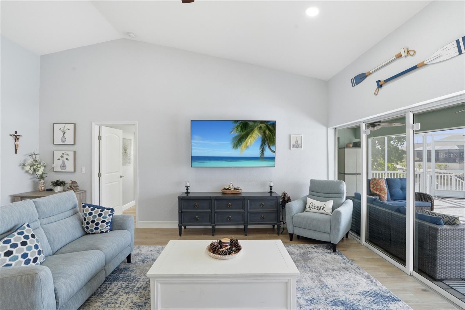 521 PEEPLES DR, PUNTA GORDA, FL, 33950