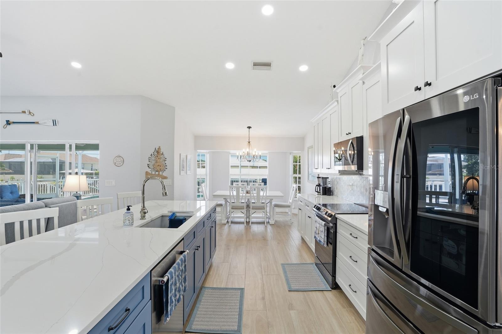 521 PEEPLES DR, PUNTA GORDA, FL, 33950