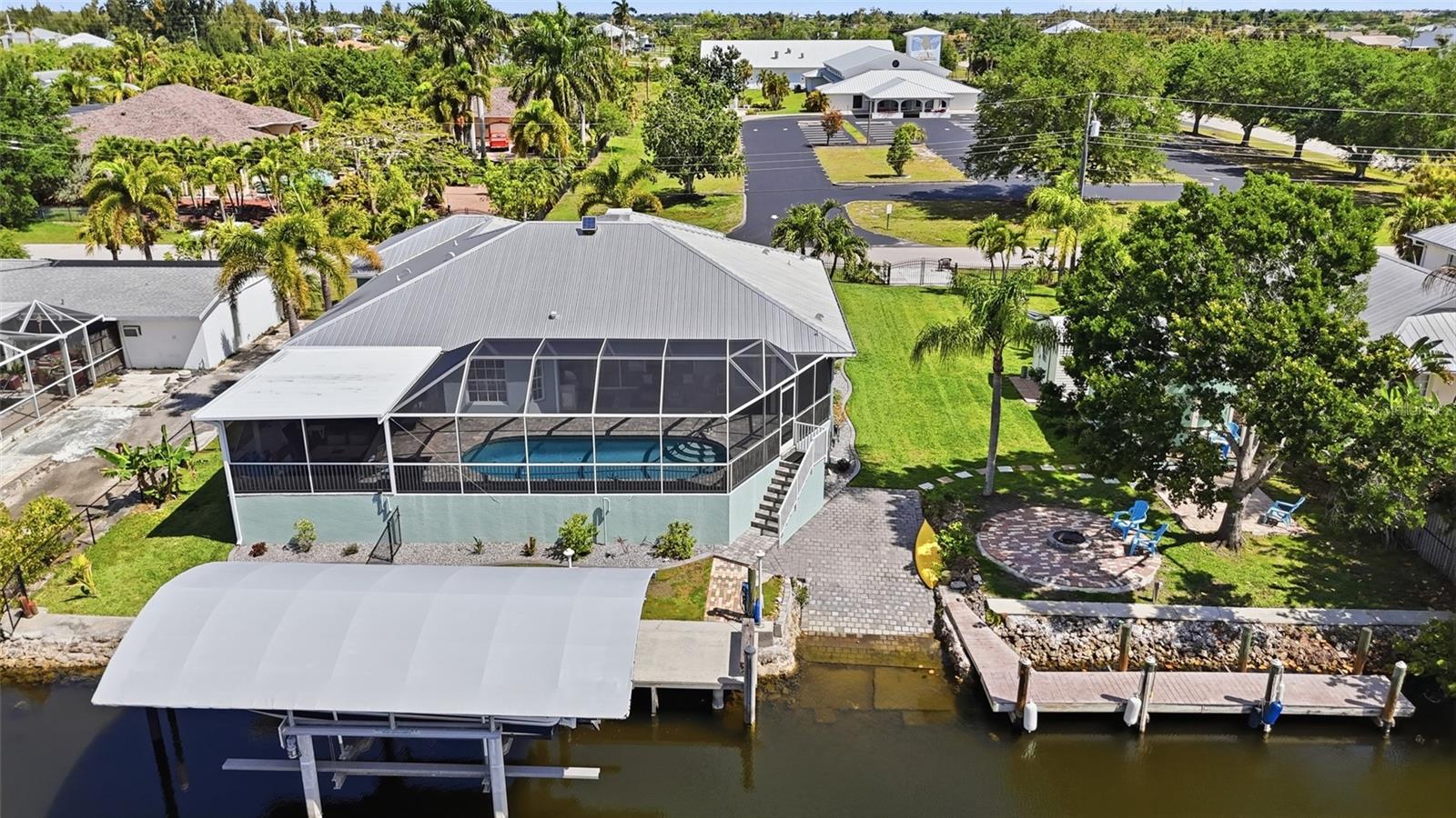 521 PEEPLES DR, PUNTA GORDA, FL, 33950