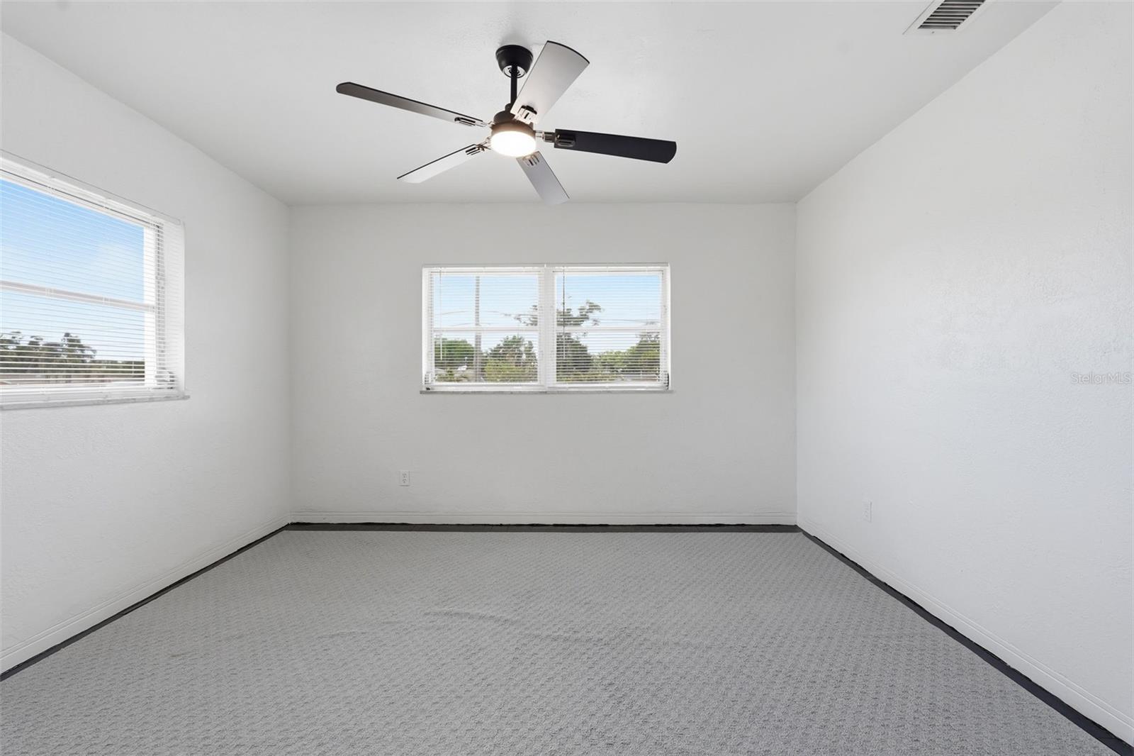 11830 86TH AVE, SEMINOLE, FL, 33772