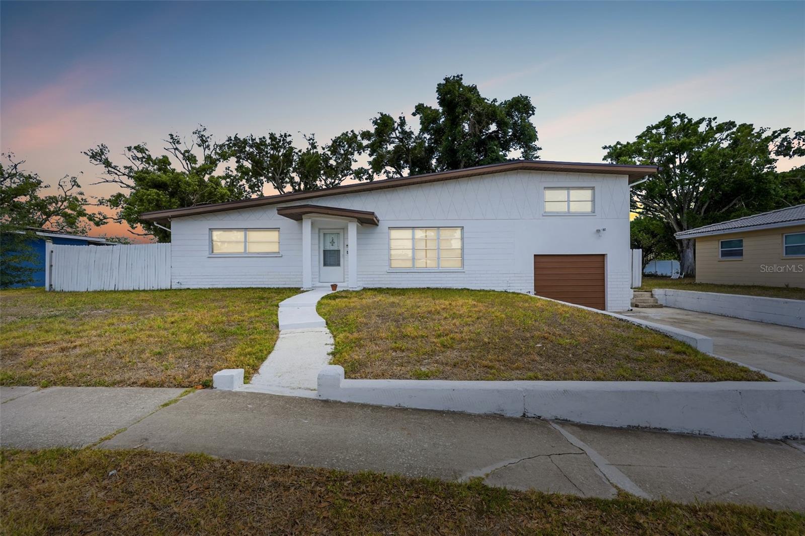 11830 86TH AVE, SEMINOLE, FL, 33772