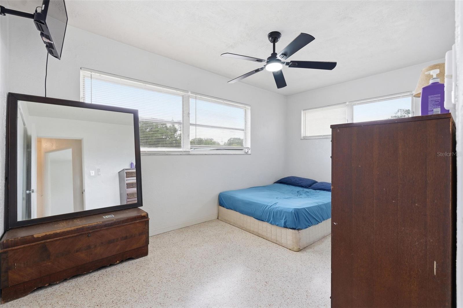 11830 86TH AVE, SEMINOLE, FL, 33772