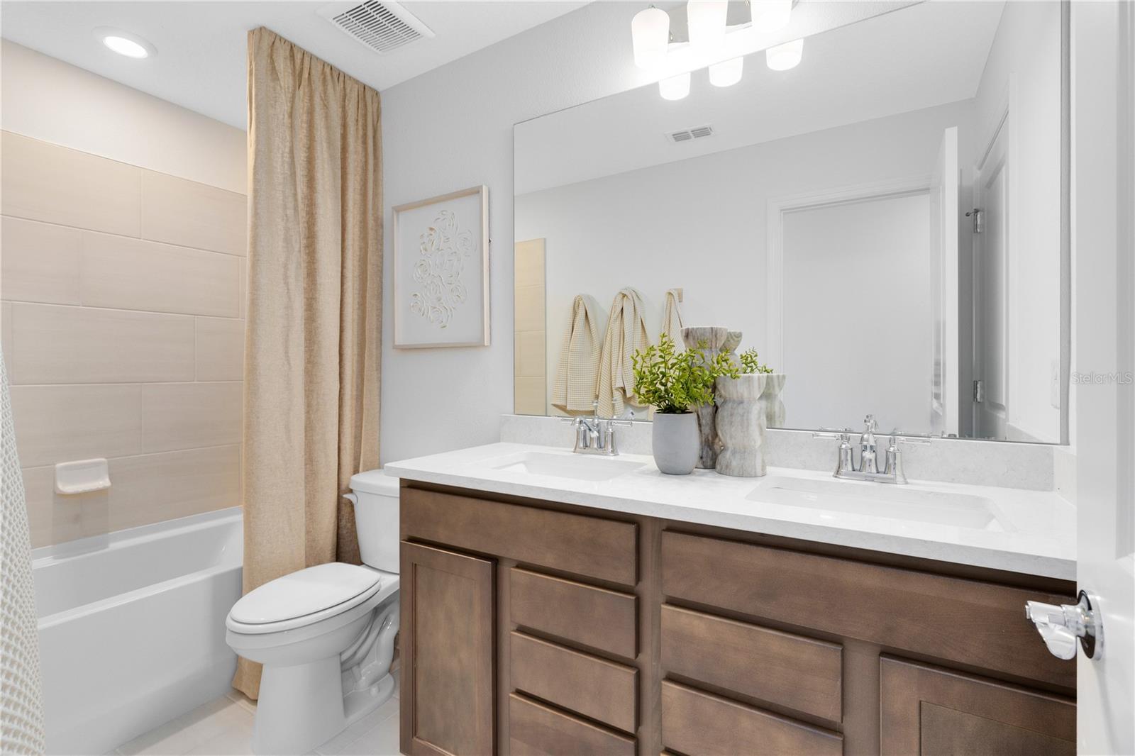 10626 EVENING STAR STREET, ORLANDO, FL, 32829