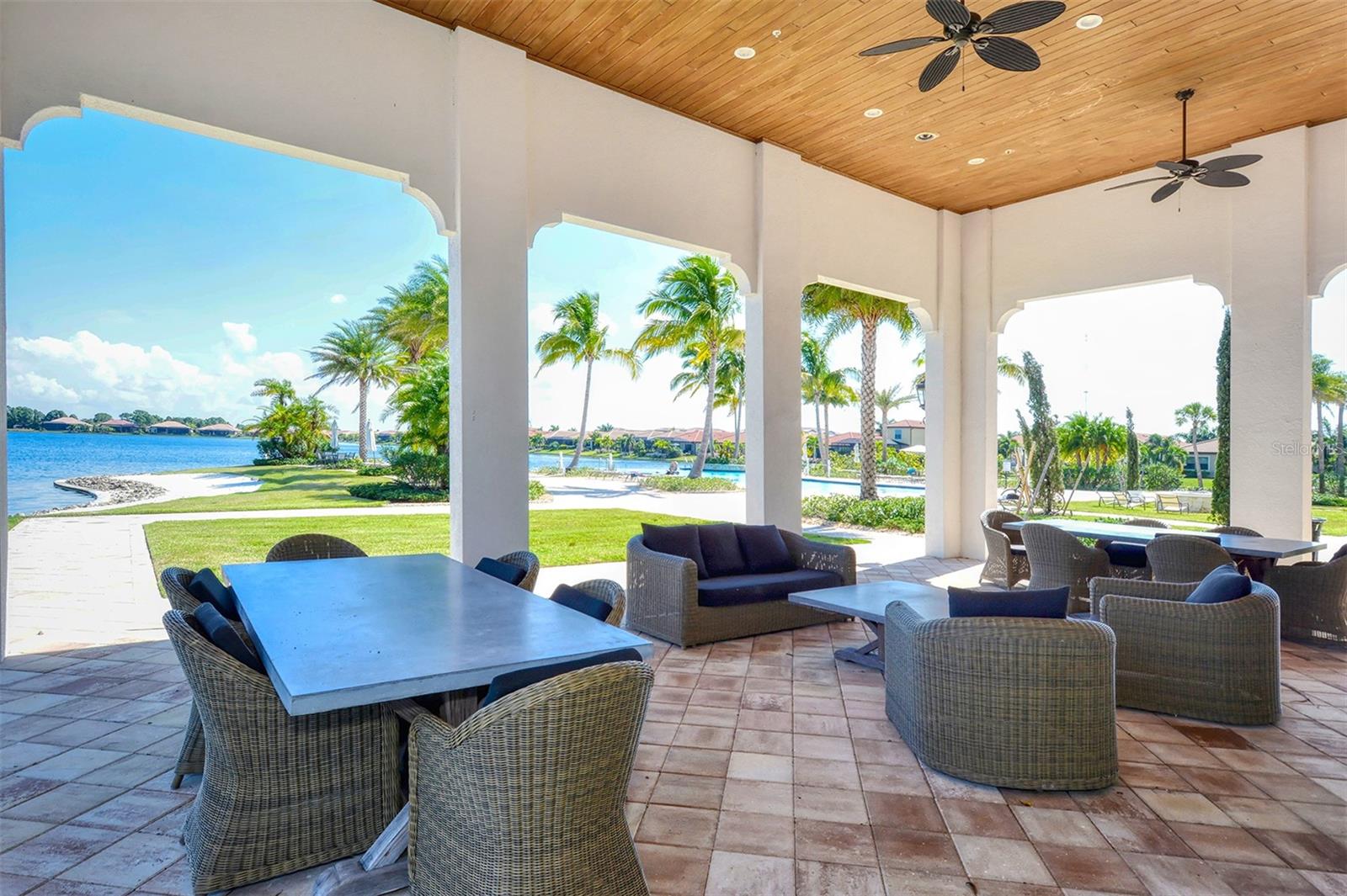 701 MARAVIYA BLVD, NOKOMIS, FL, 34275