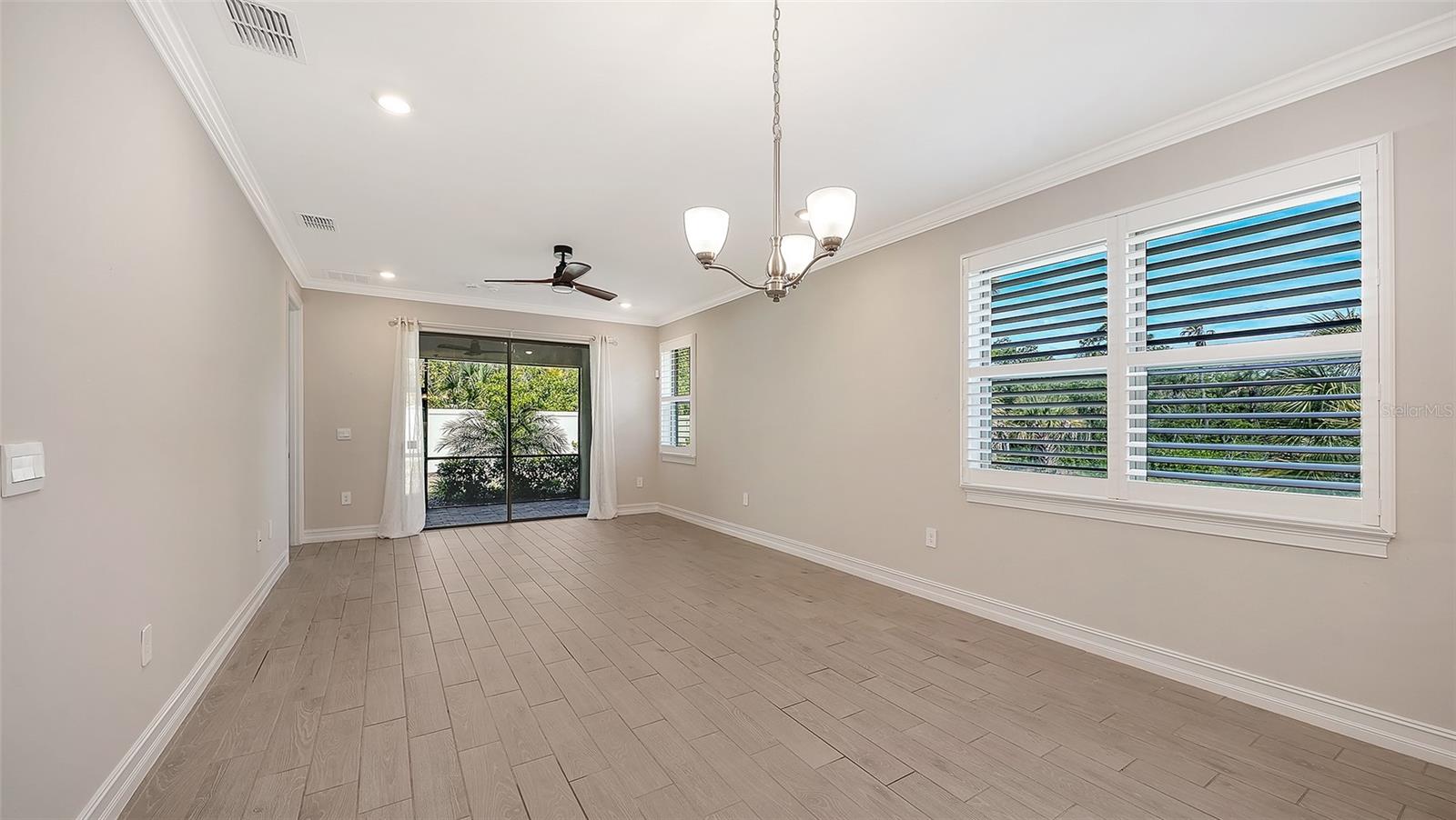 701 MARAVIYA BLVD, NOKOMIS, FL, 34275