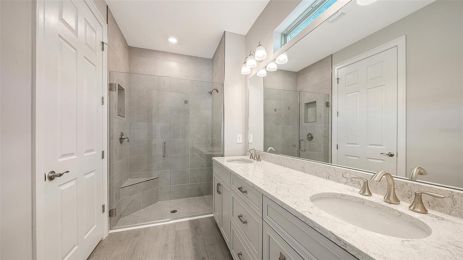 701 MARAVIYA BLVD, NOKOMIS, FL, 34275