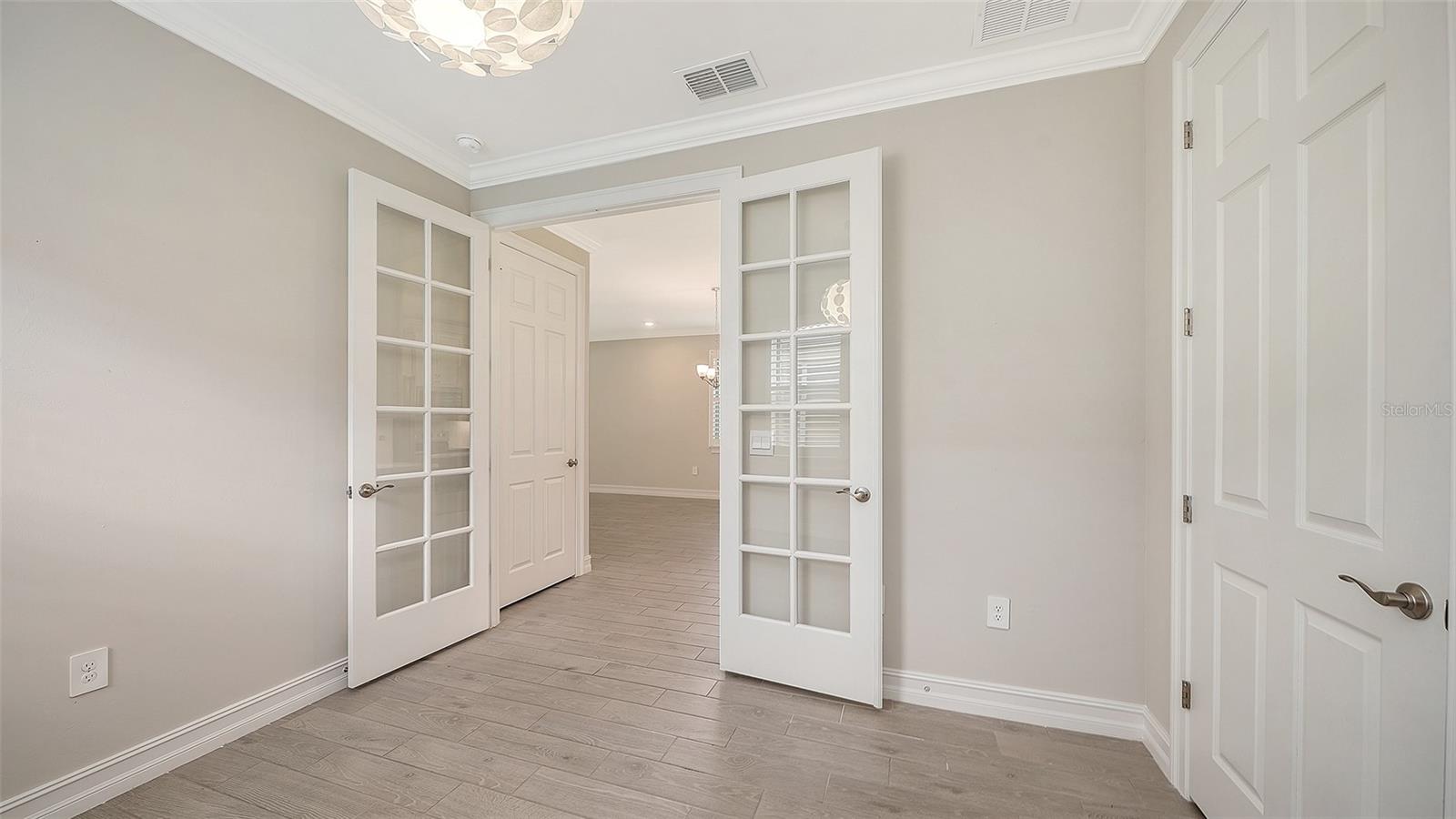 701 MARAVIYA BLVD, NOKOMIS, FL, 34275