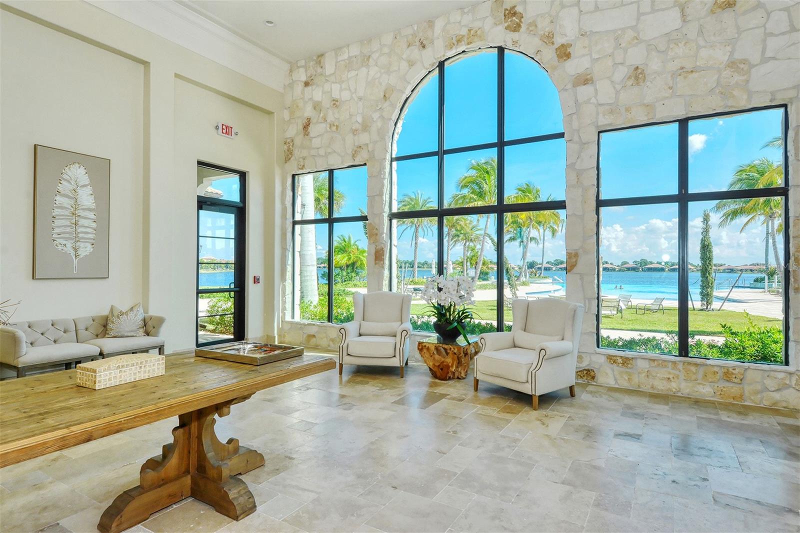 701 MARAVIYA BLVD, NOKOMIS, FL, 34275