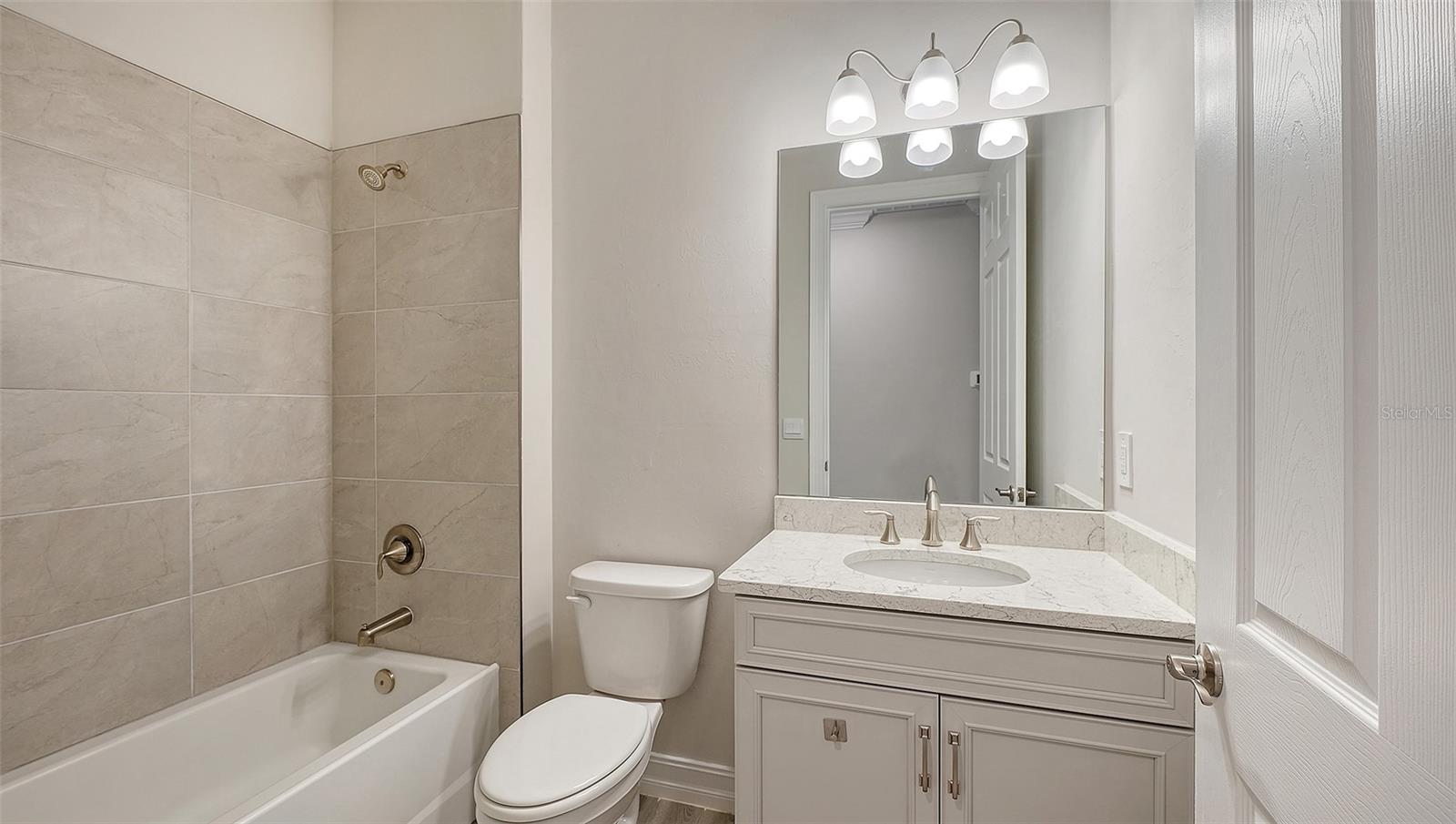 701 MARAVIYA BLVD, NOKOMIS, FL, 34275