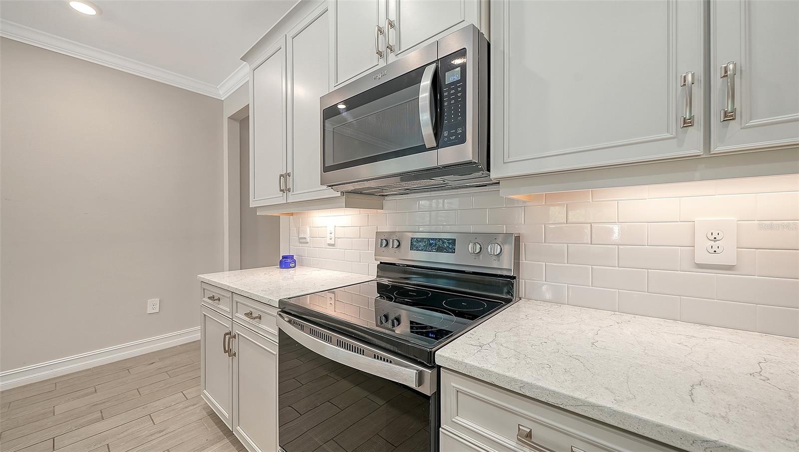 701 MARAVIYA BLVD, NOKOMIS, FL, 34275