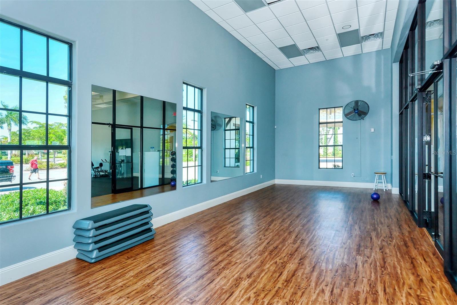 701 MARAVIYA BLVD, NOKOMIS, FL, 34275