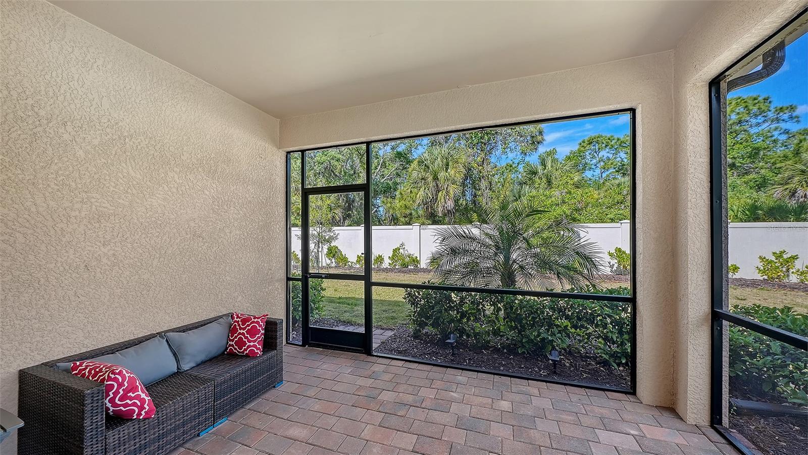 701 MARAVIYA BLVD, NOKOMIS, FL, 34275