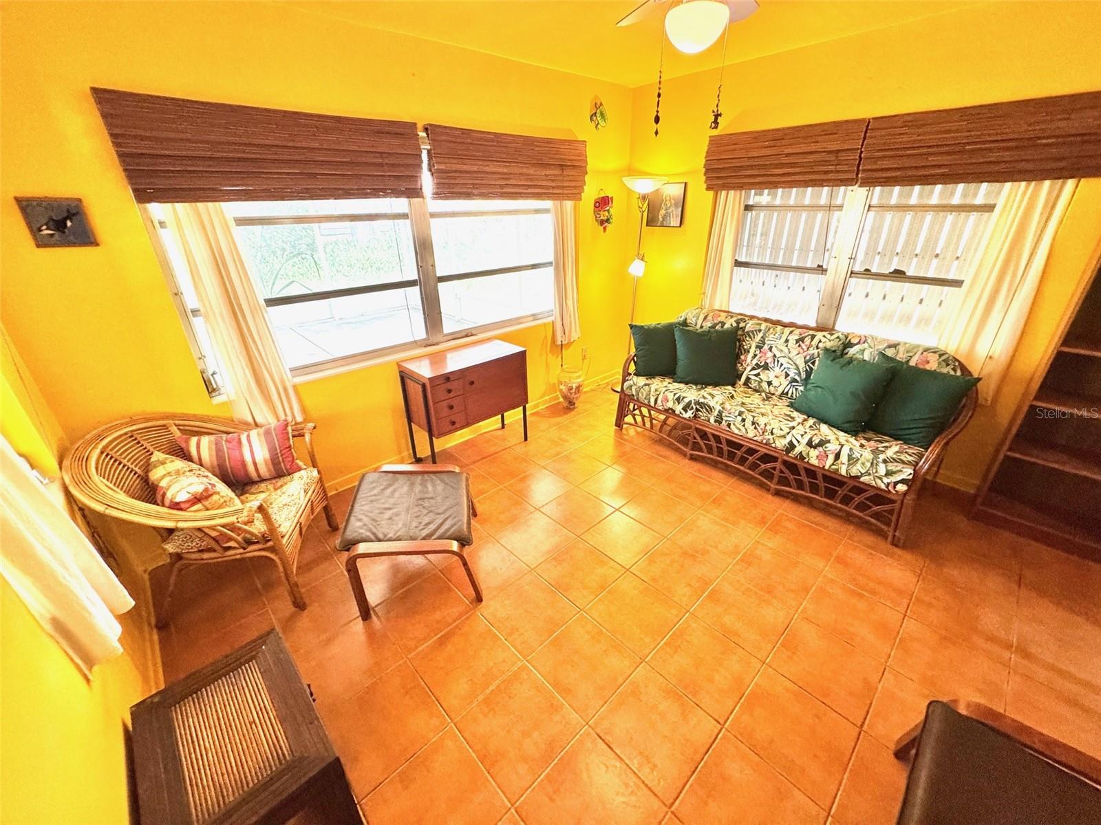 1035 ROBMAR RD, DUNEDIN, FL, 34698