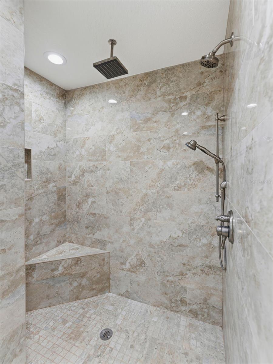 1424 OAKWOOD LN, PLANT CITY, FL, 33563